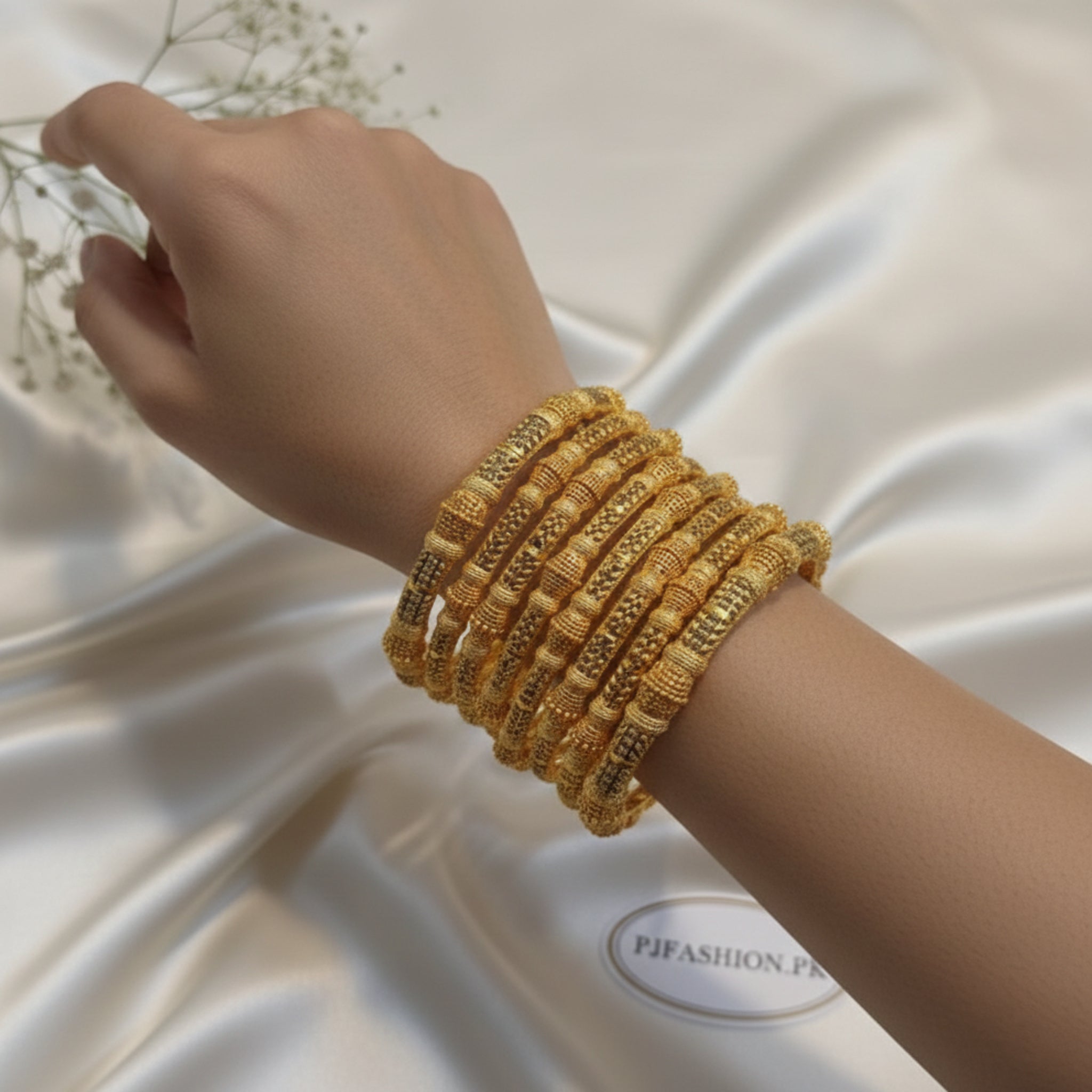 ignature Gold-Plated Bangle Set 6 PCs (FSB115)