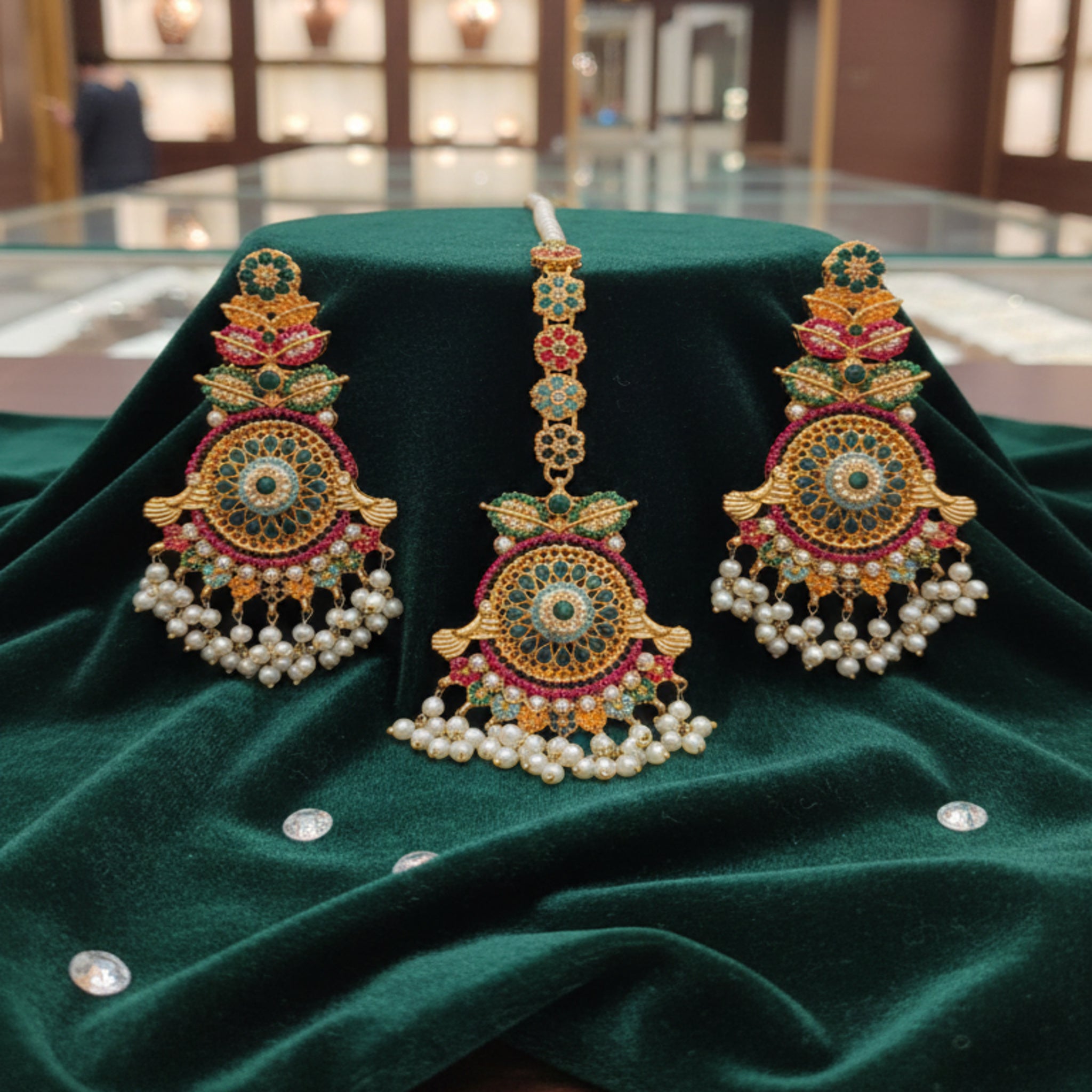 Delicate Multi Color Binidia Set