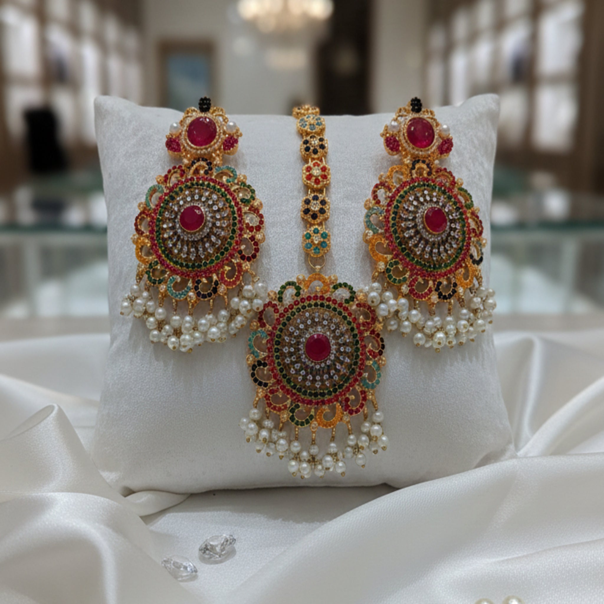 Noor-e-Zamin" Red & Green Binidia Set