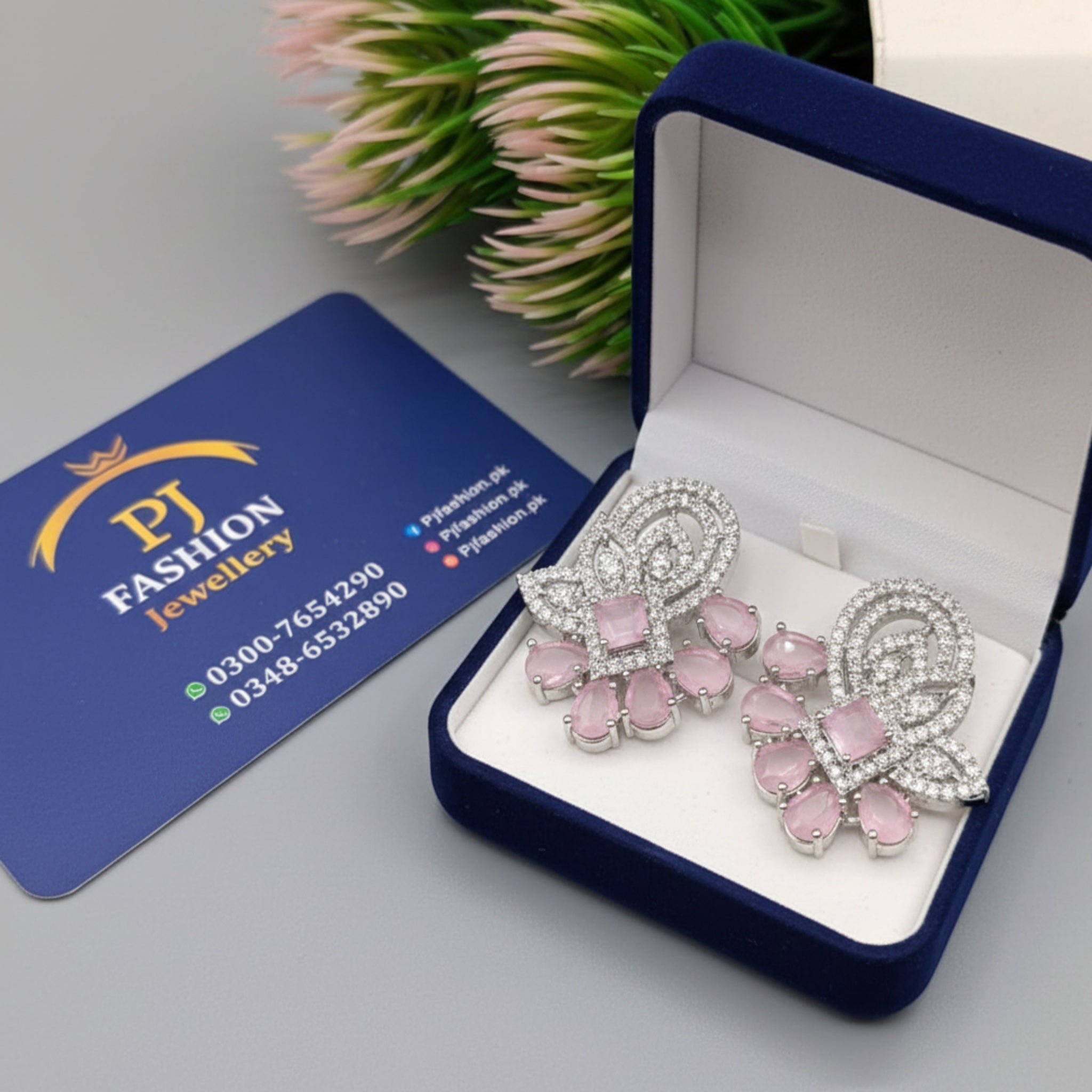 Elegant Silver AD Ear Studs (FSE189)