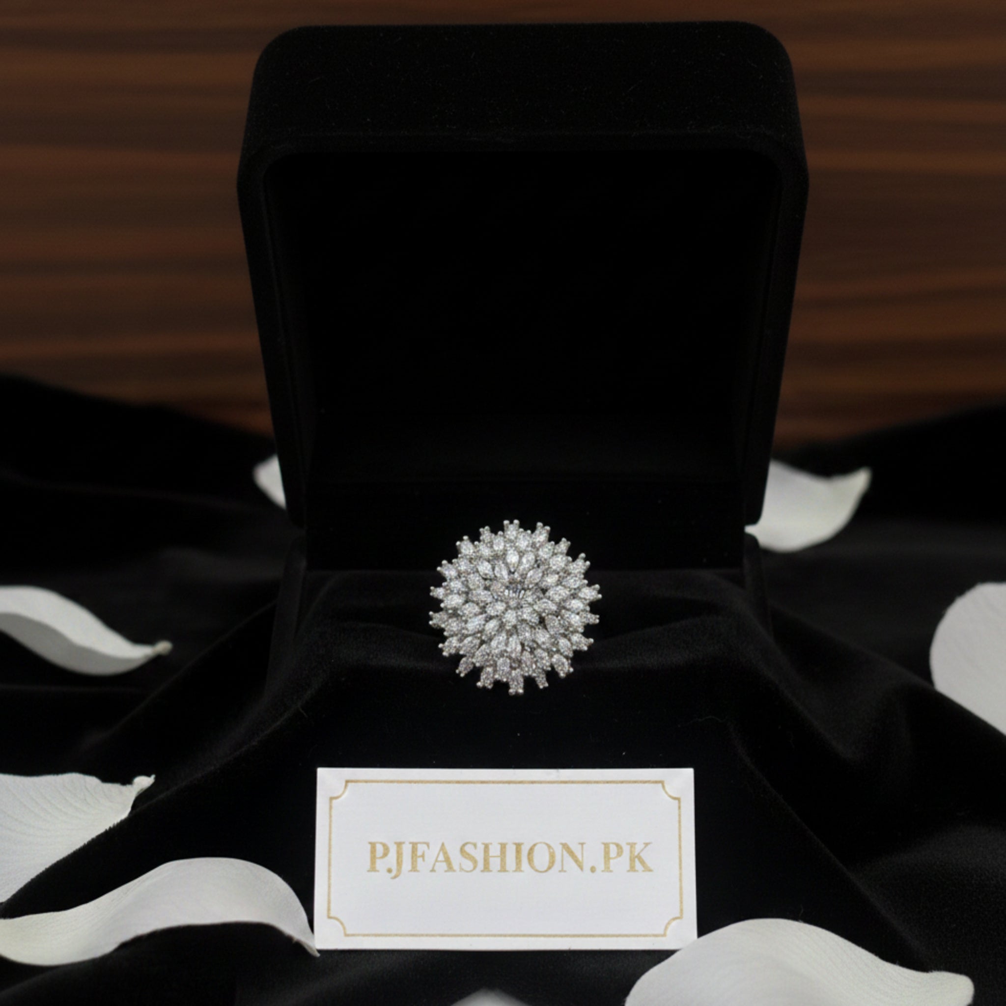 Sparkling Silver Floral Blossom Statement Ring (FSR178)