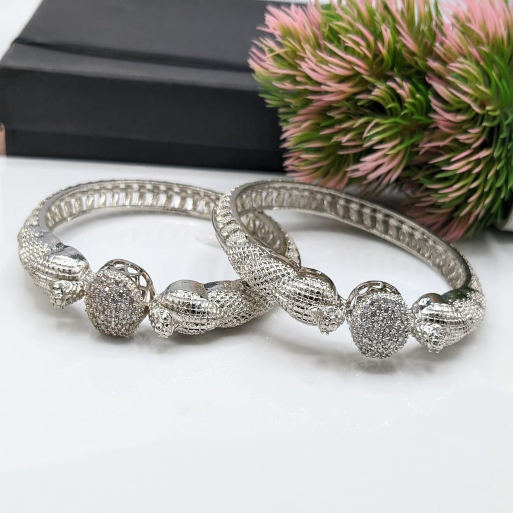 Luxury Silver Bangles (FSAB42)