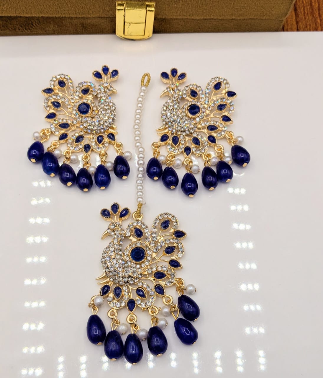 Peacock Style Bindi Ear Rings Set (FSE23)