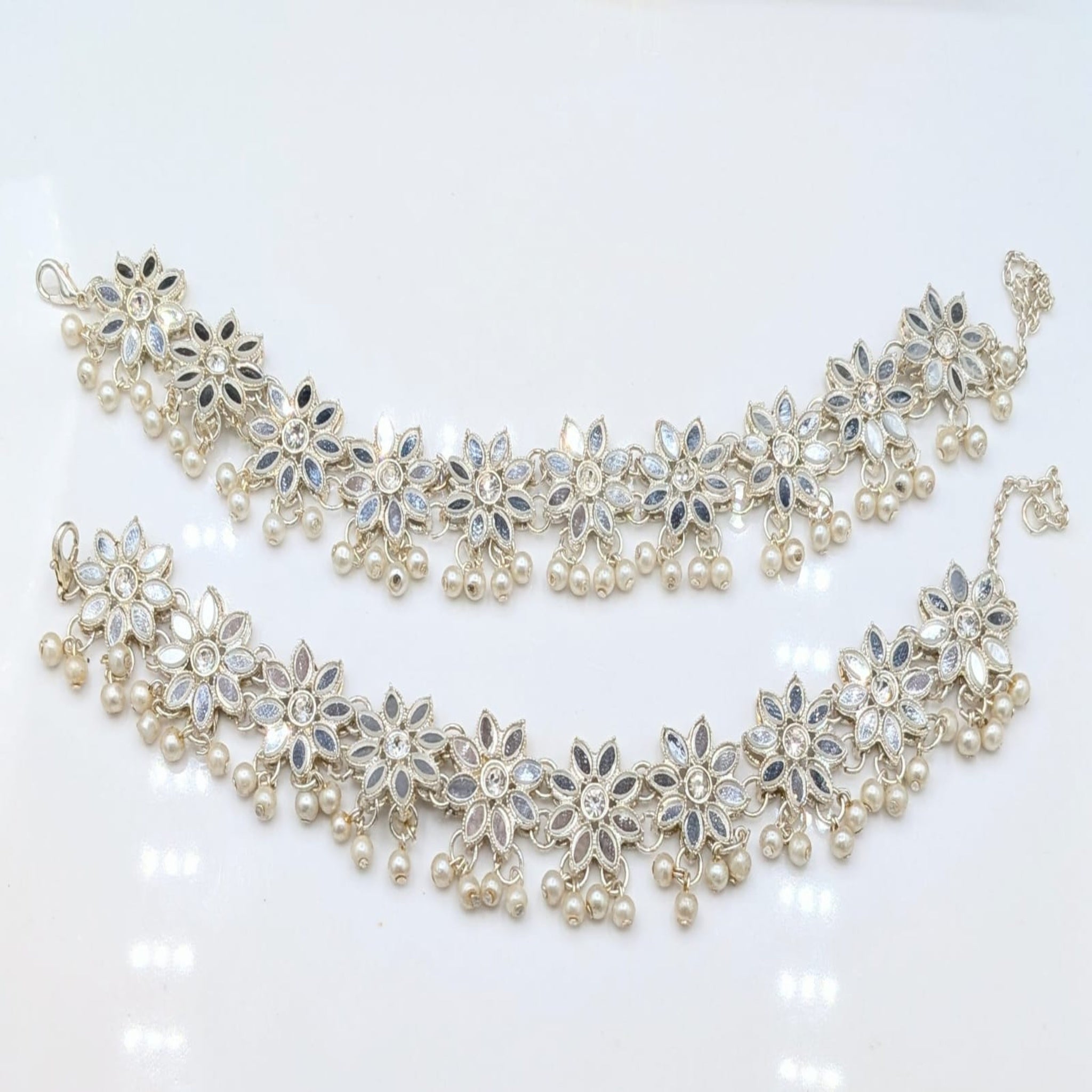 Flower Sheesha Kundan Anclets