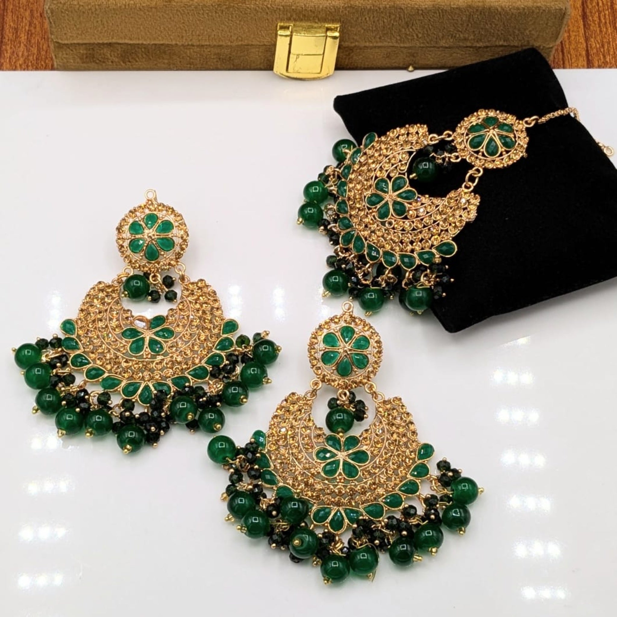 Sheesha Kundan Binida Ear Rings