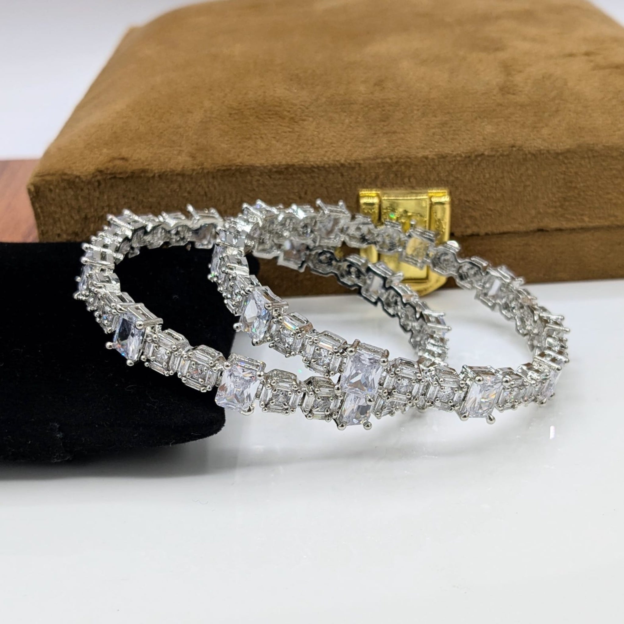 Zircon Karrat Silver Delicate Bangles (FSAB38)