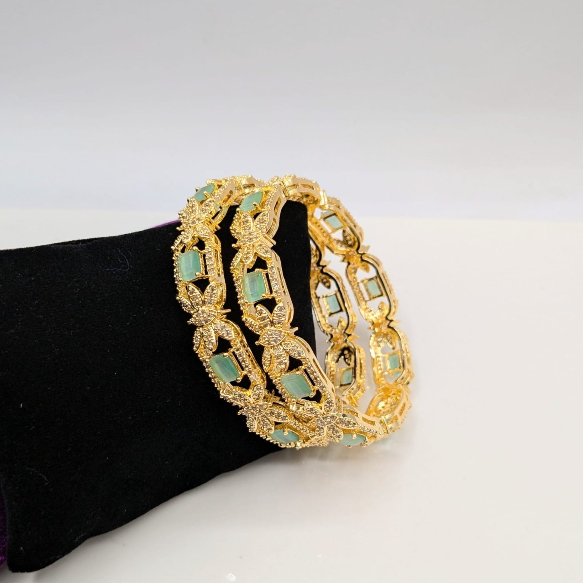 Karrat Delicate Bangle (FSAB35)