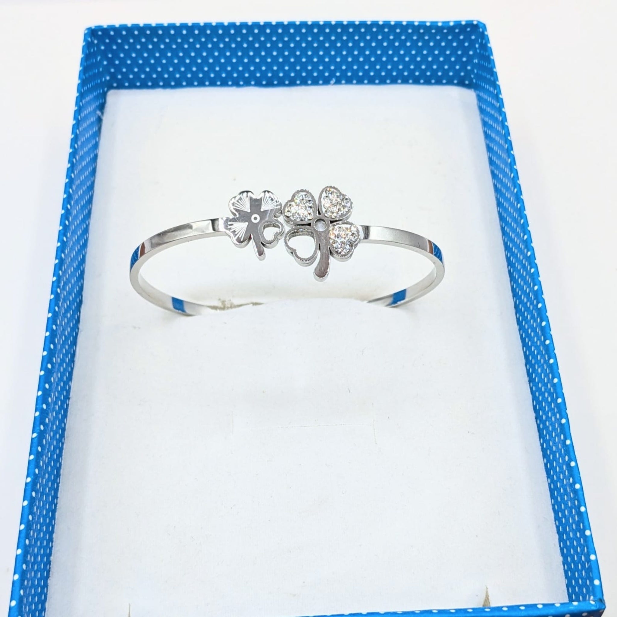 Luxury Openable Silver Bracelet