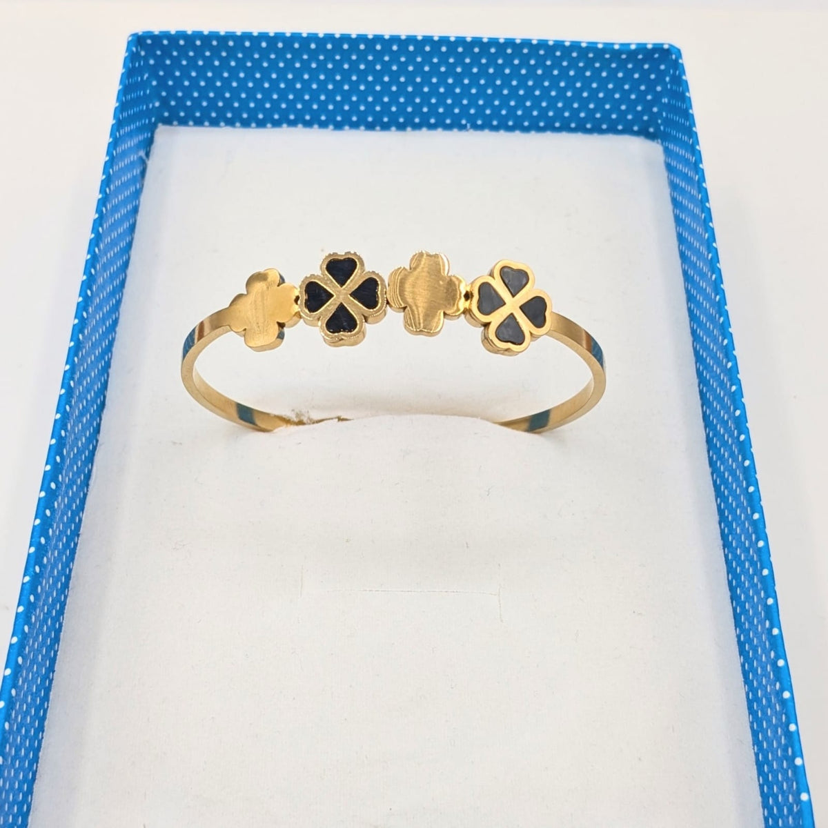 Fancy Openabale Karrat Bracelet