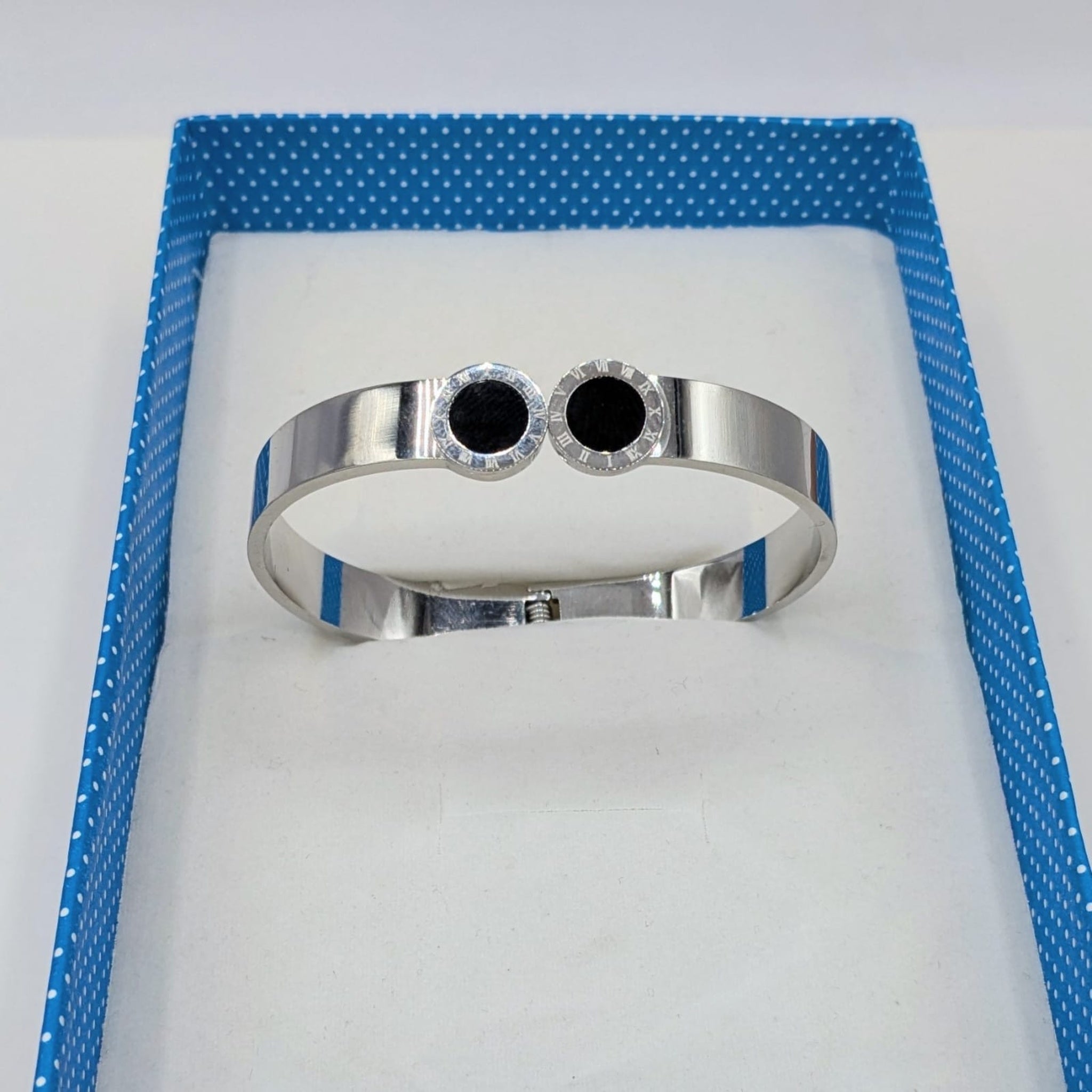 Silver Delicate Openable Bracelet