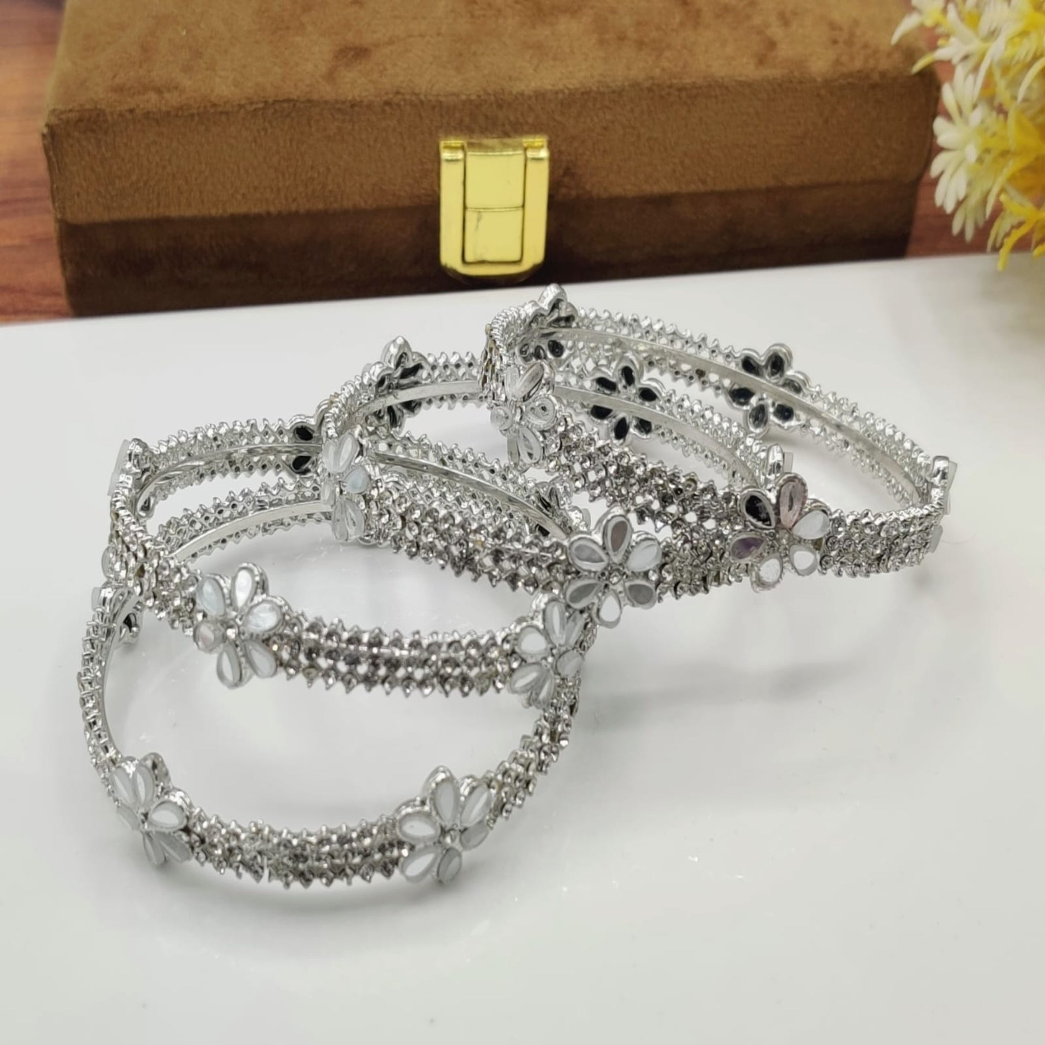 4 PC Bangles (FSB38)