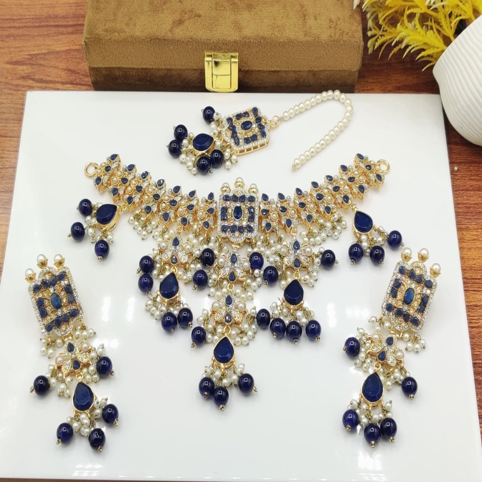 Delicate Beaded Necklace (FDN71)