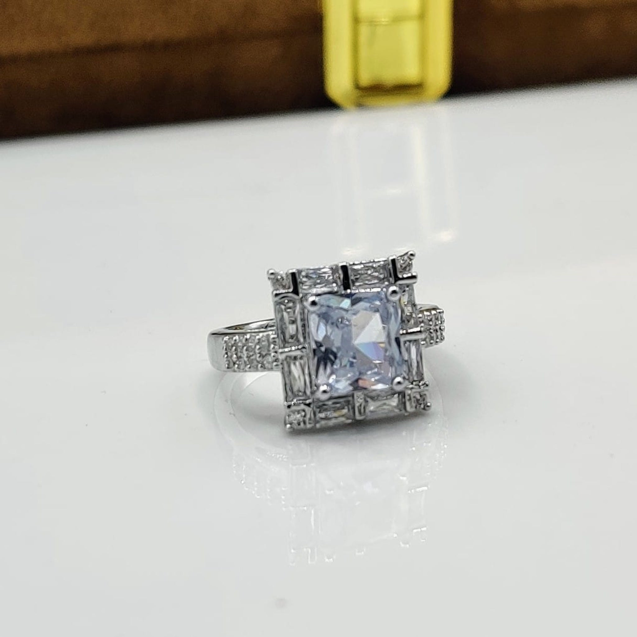 Crsytal Stone Ring (FSR74)