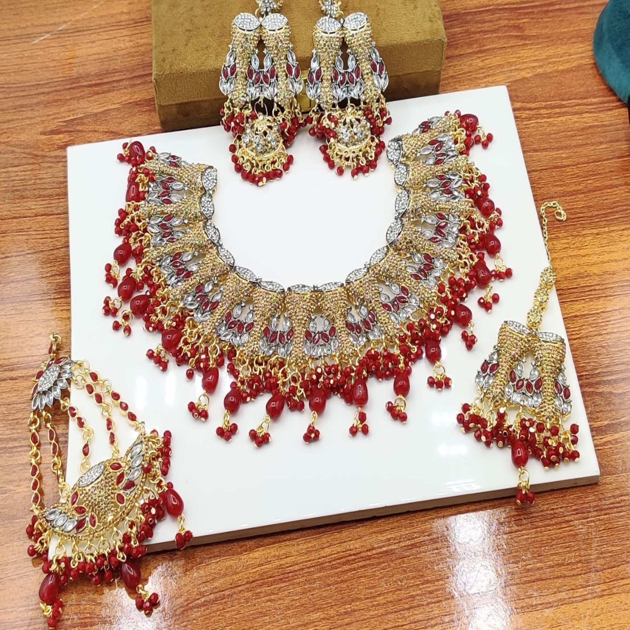 Delicate Red Champagne Bridal Necklace (FDBN52)