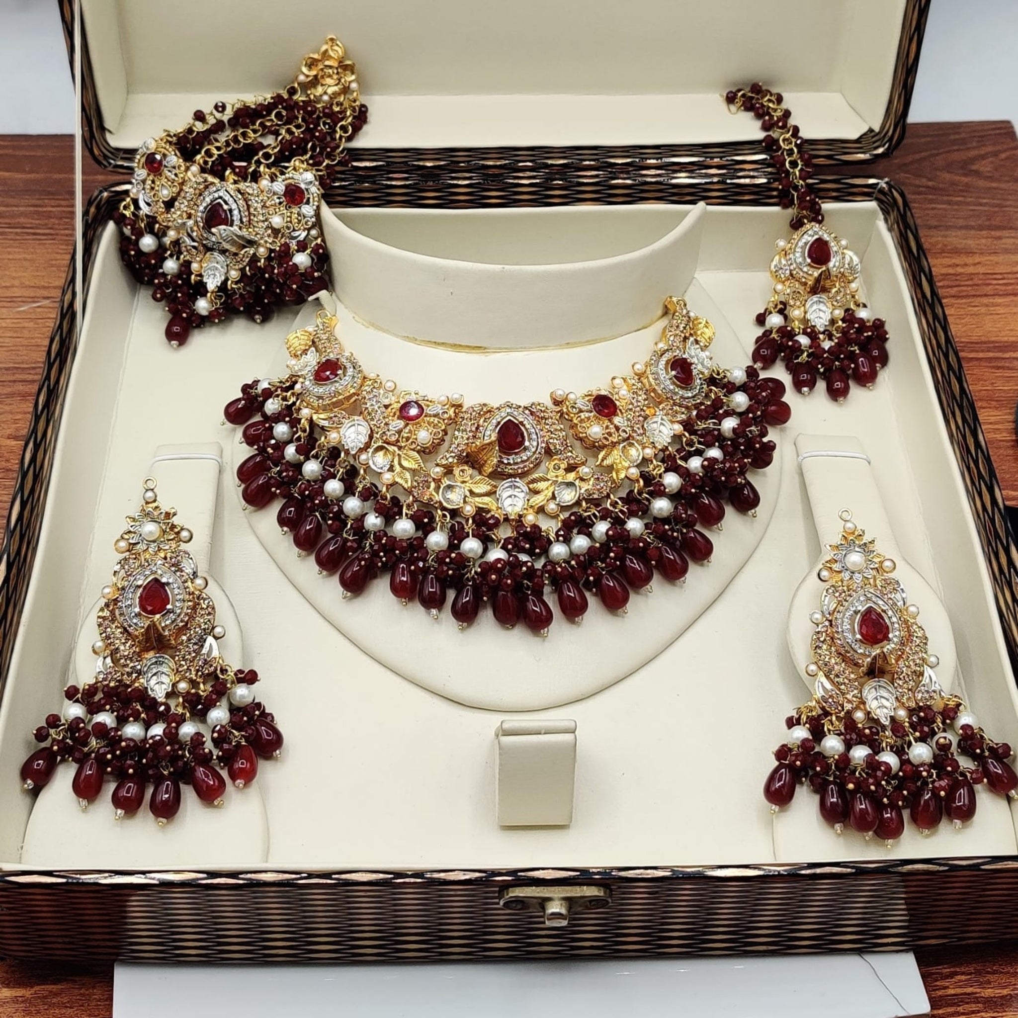 Heavy Kundan Bridal Necklace (FDBN47)