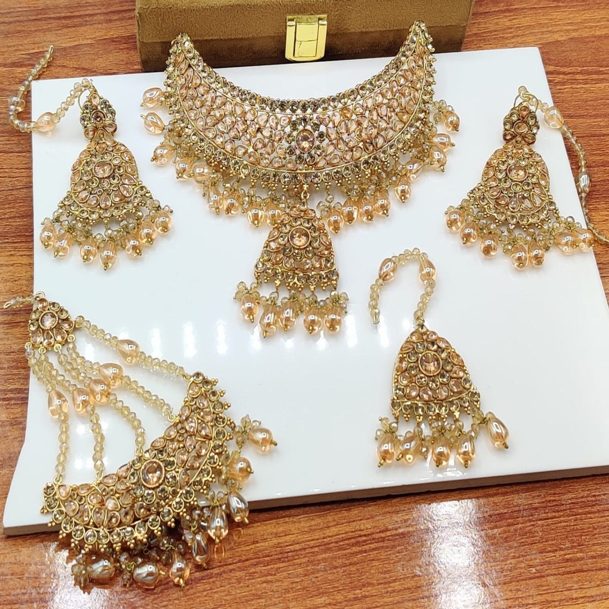 Golden Collar Bridal Necklace Set (FDBN46)