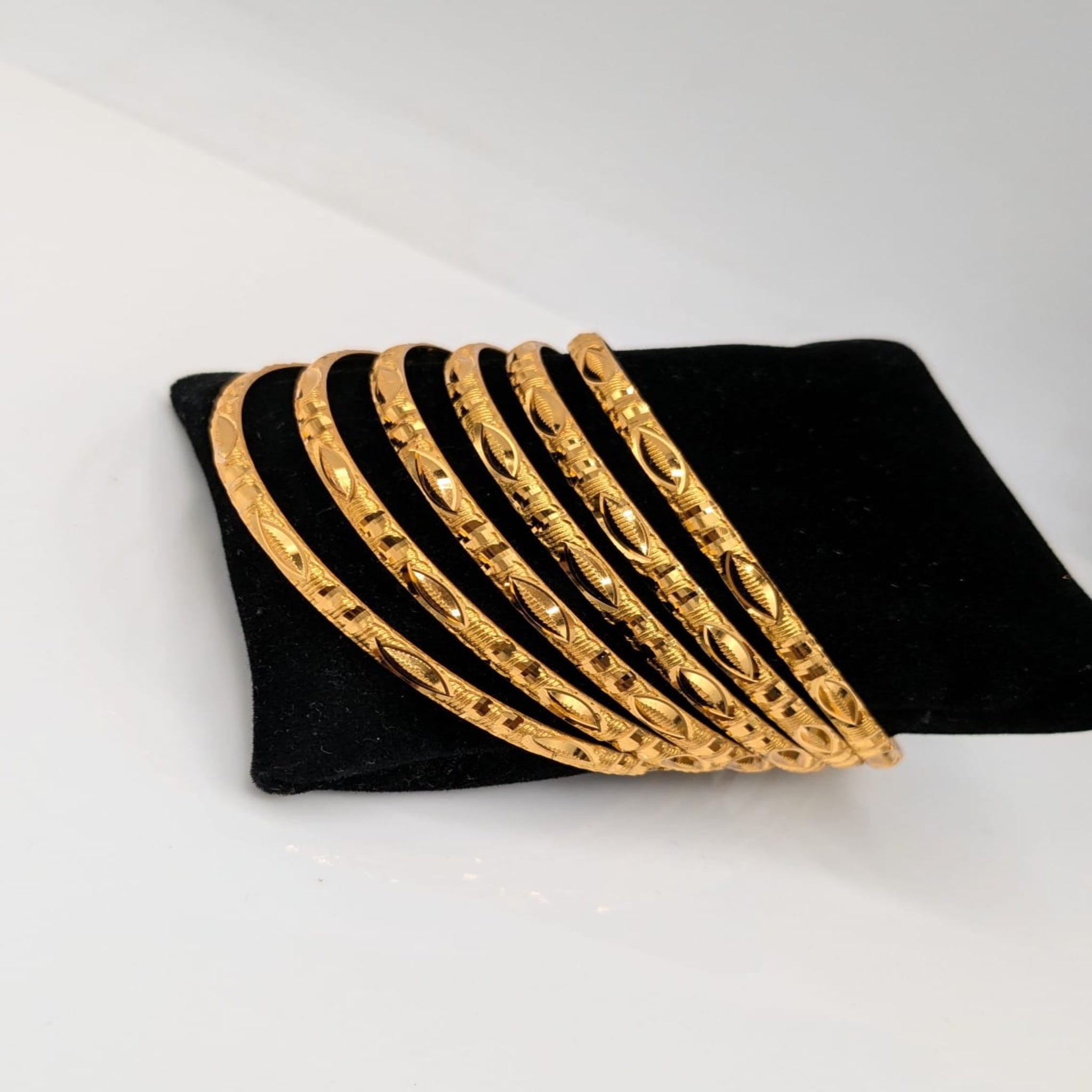 Delicate Gp Bnagles 6 Pcs (FSB59)