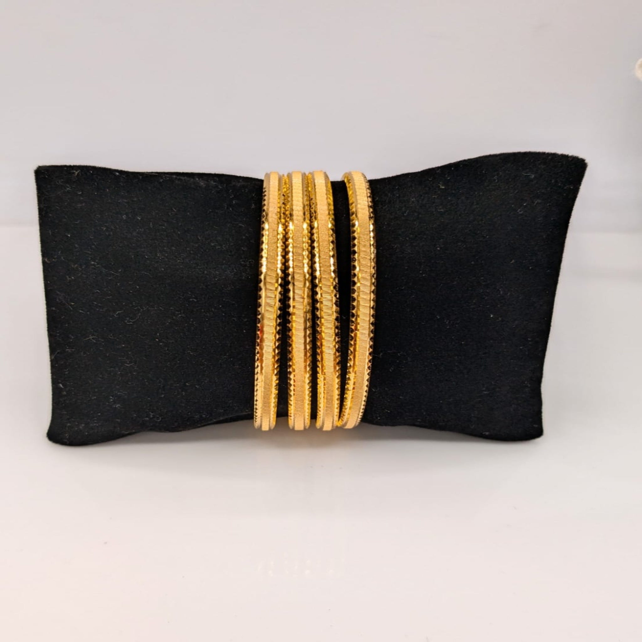 4 Pcs Trendy Bangles (FSB60)