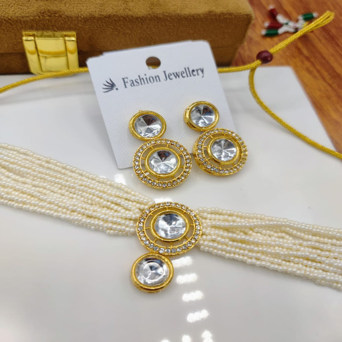 Elegant Pearl beaded Choker Necklace
