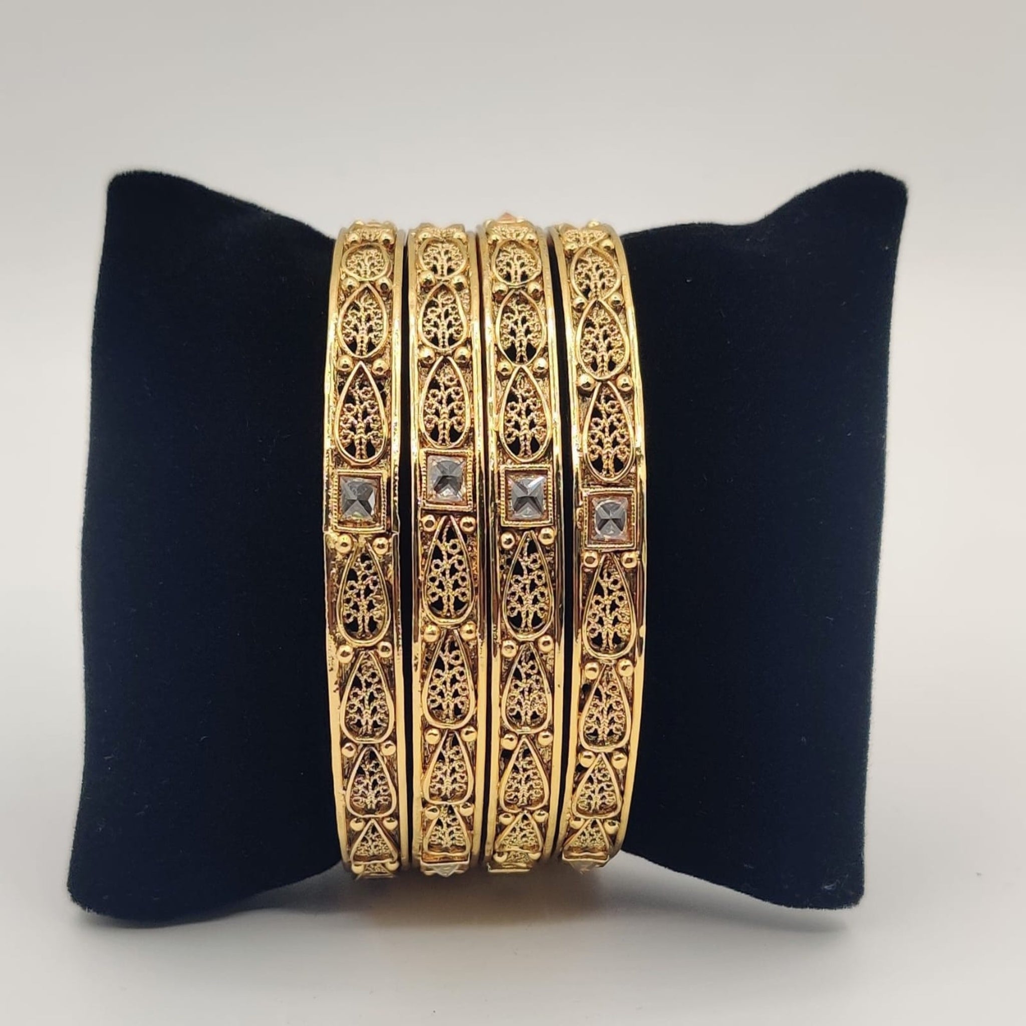 Golden Elegant Rajwari Bangles (FSRB28)