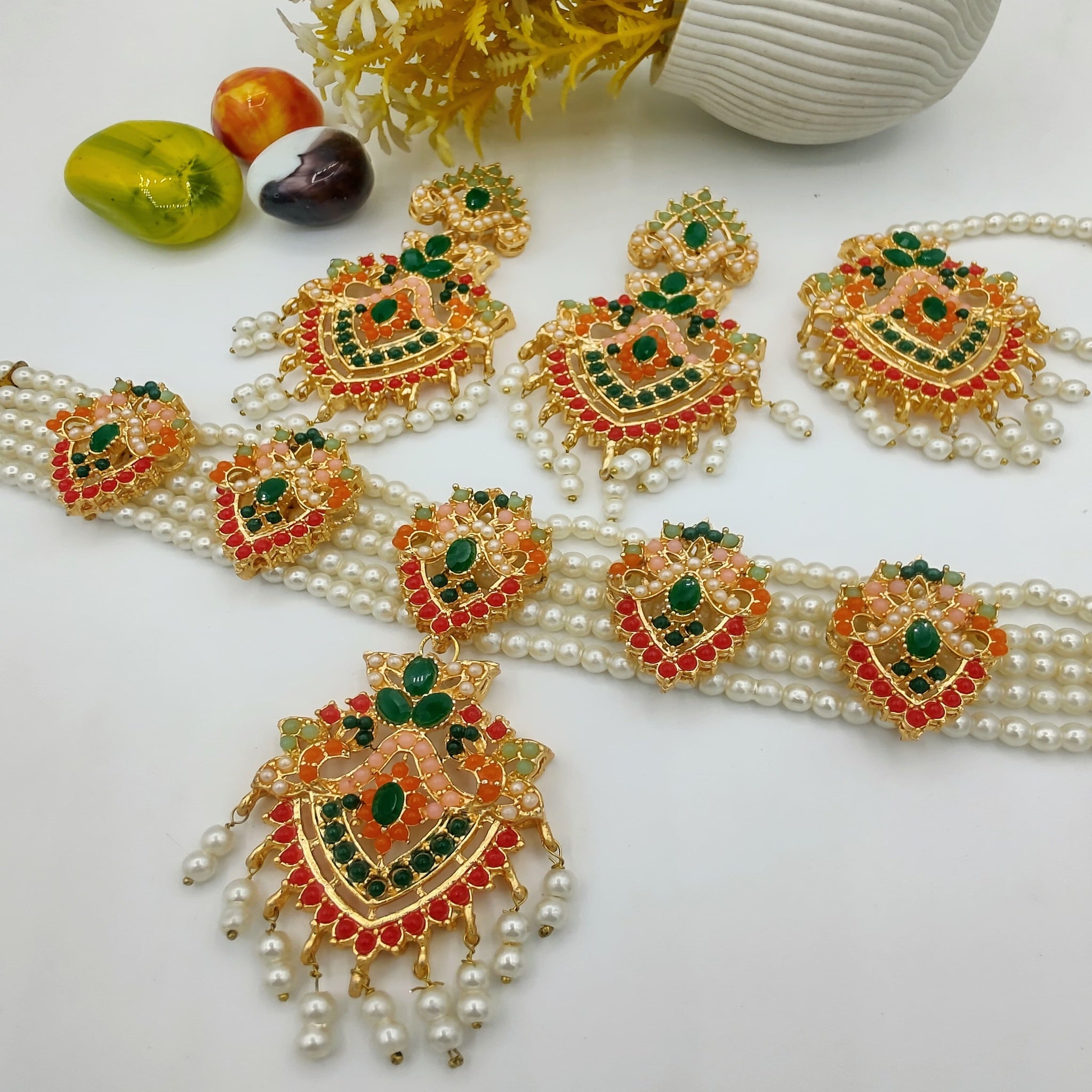 Chalai Style Choker Necklace Set (FDN85)