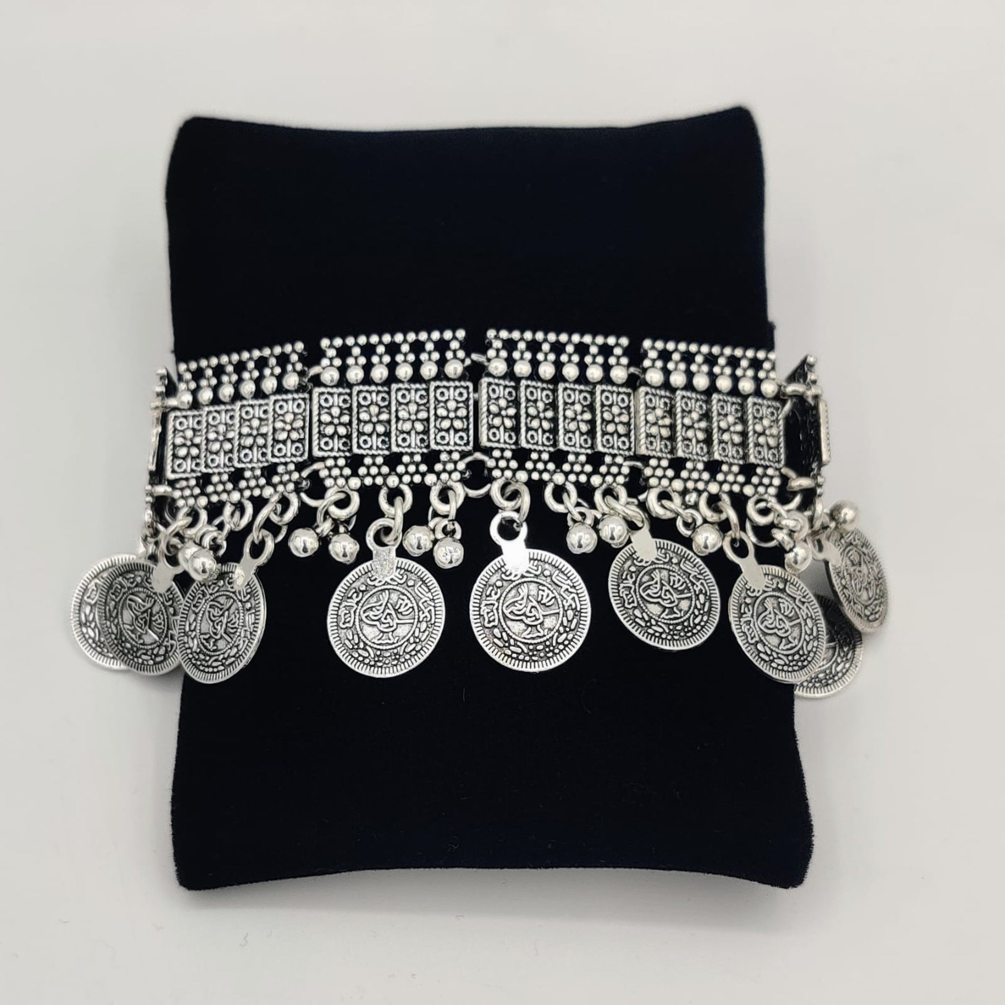 Metal Oxidised Bracelet Lockable