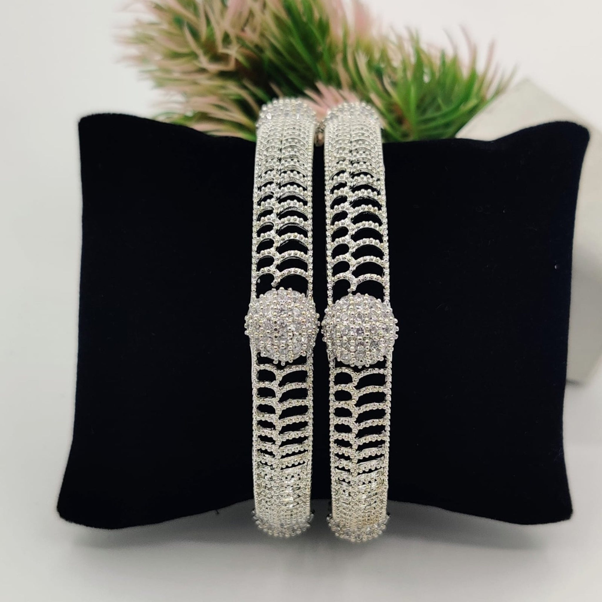 Gracious 2 Pc Silver Kara (FSAB24)