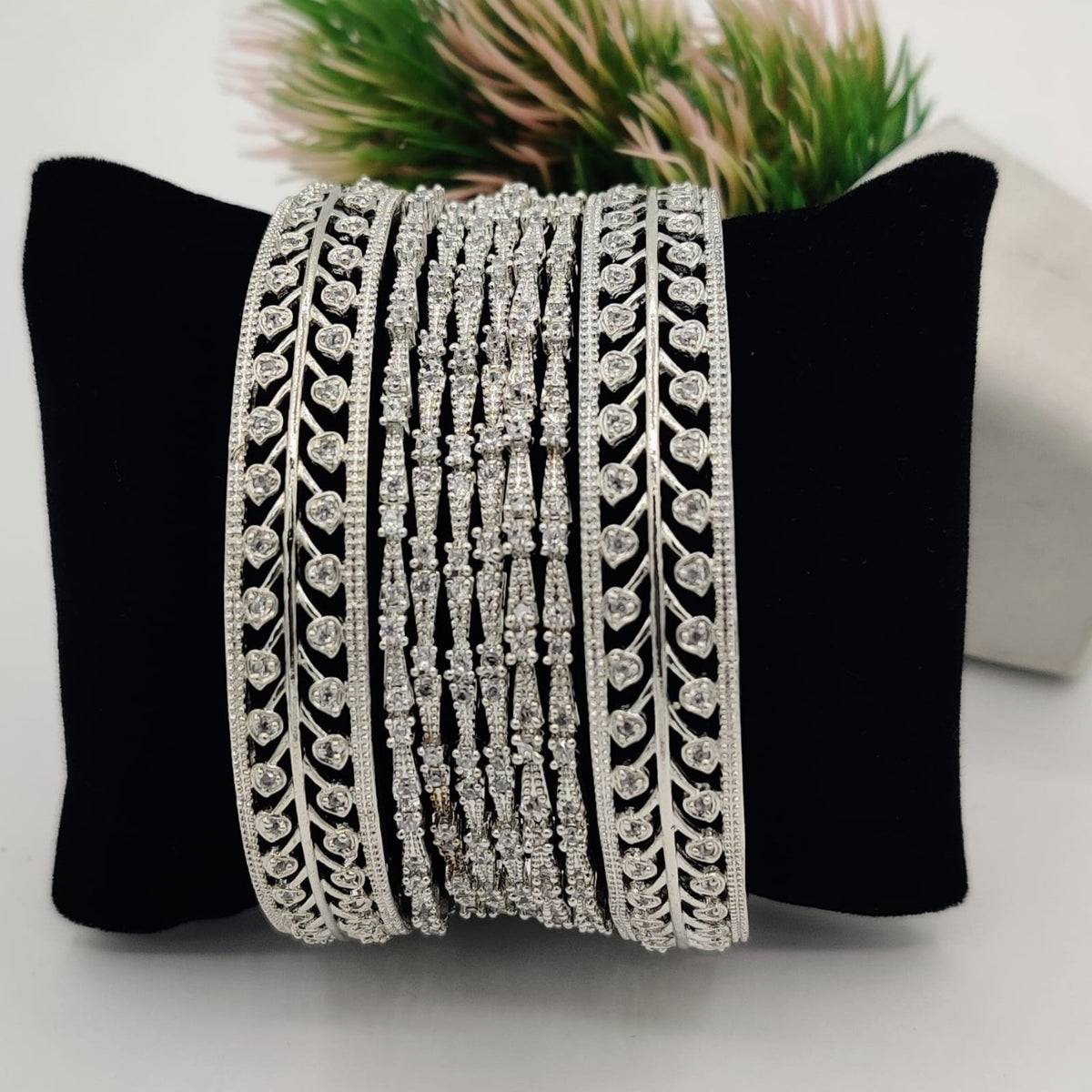 Leafy Silver 8 Pcs Bangle (FSAB14)