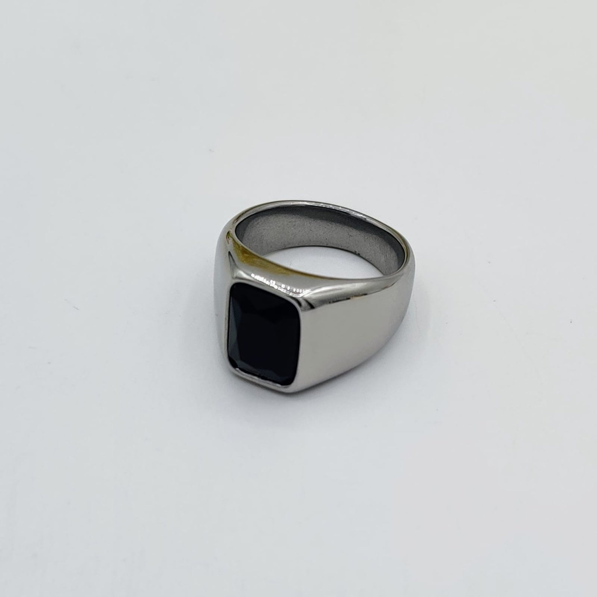 Black Silver Gents Ring