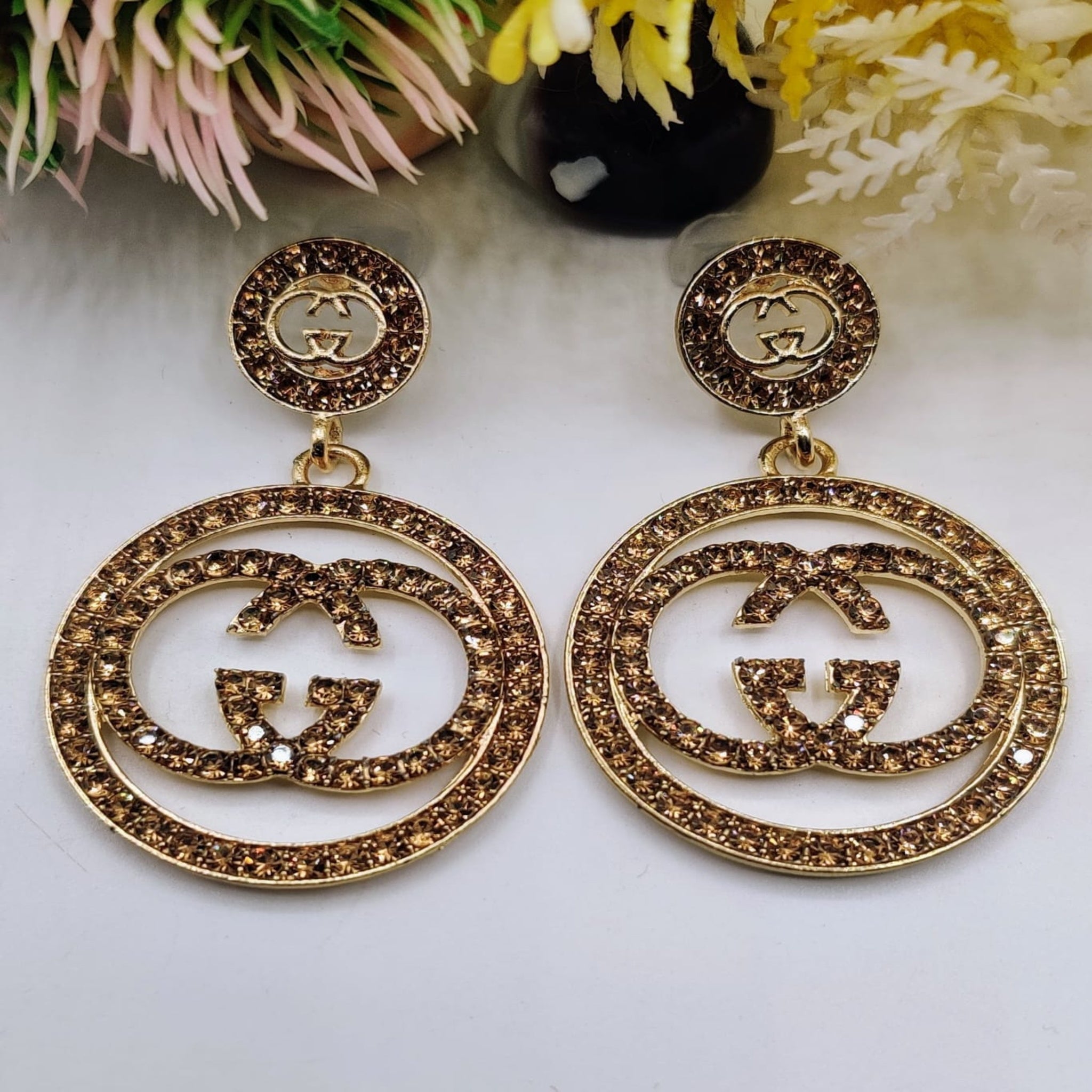 Round Golden hoofs(Es7)