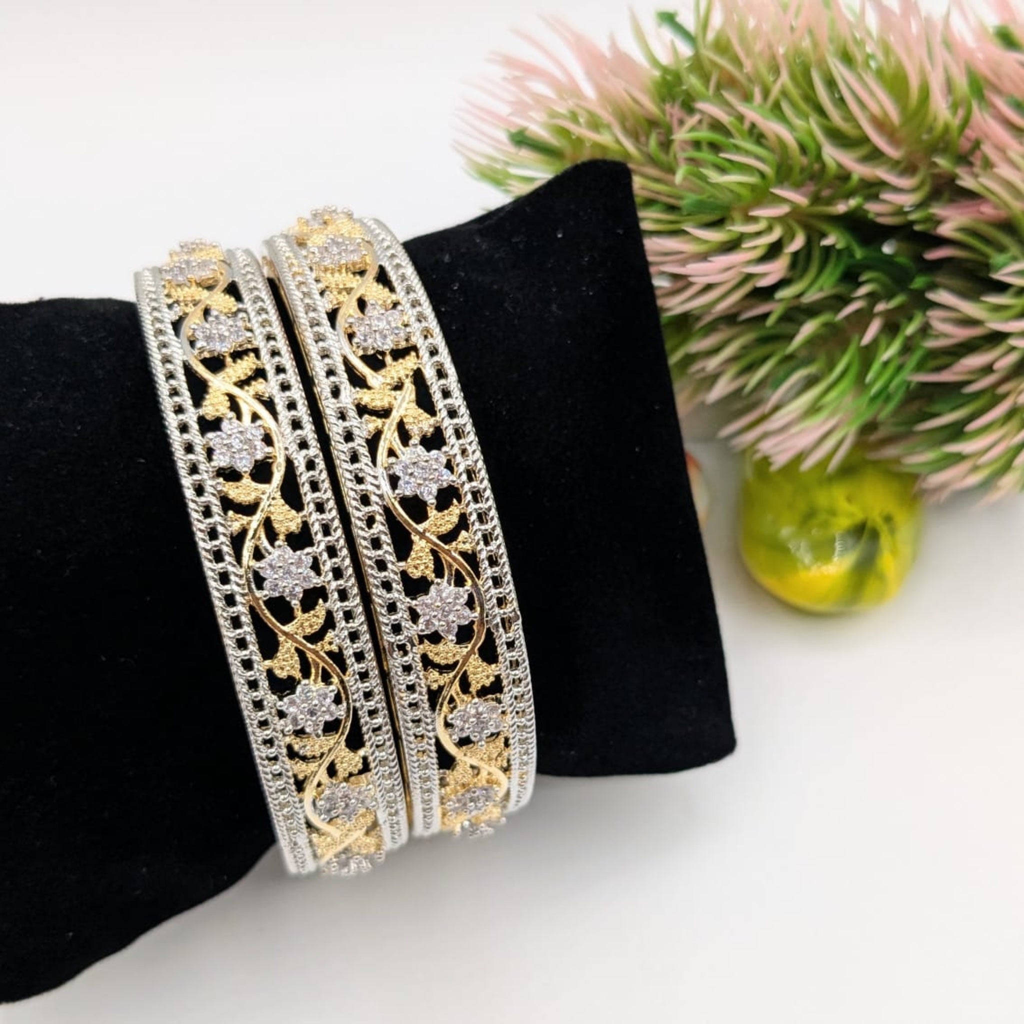 Trendy Design Dual Tone 2 Pc Karrat (FSAB6)