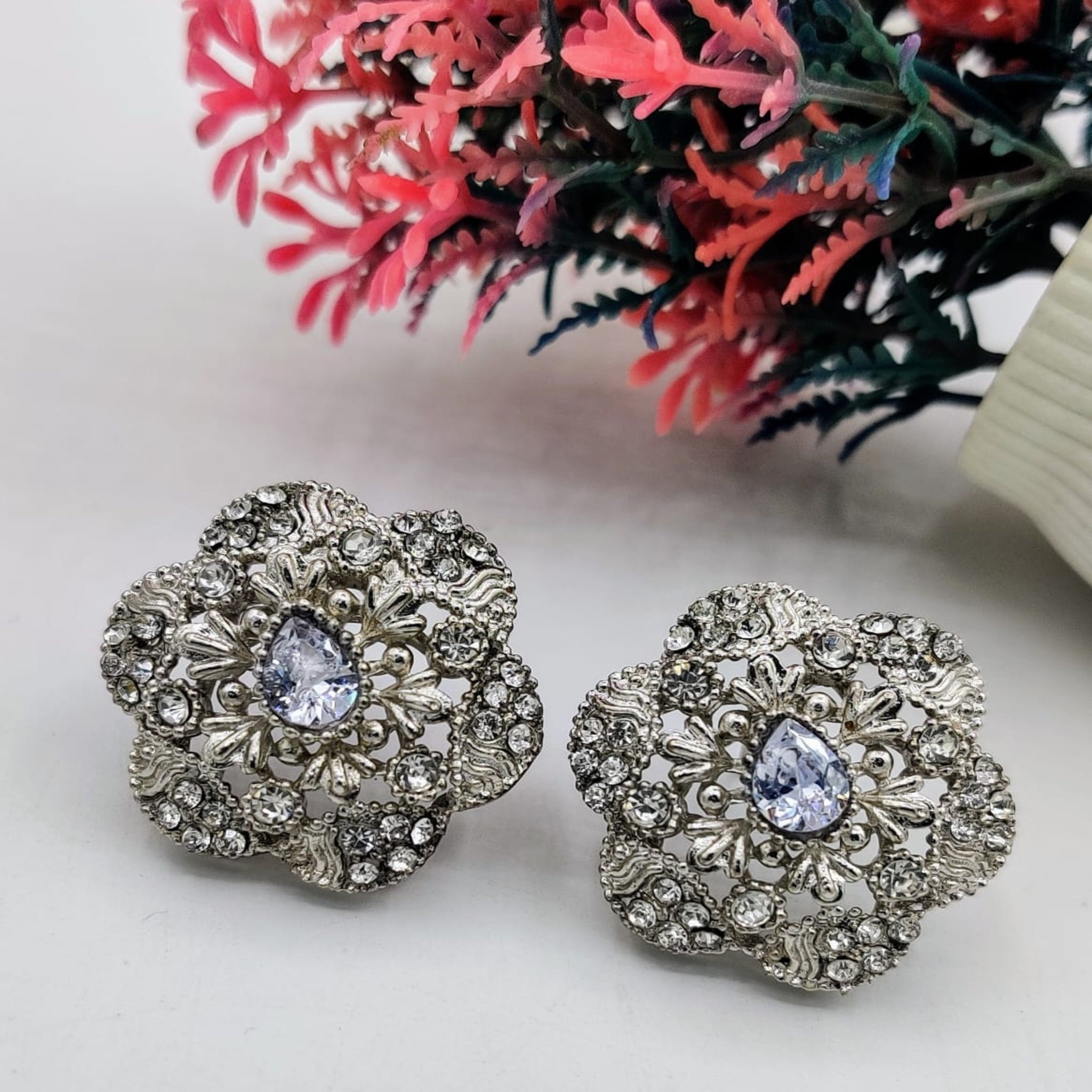 Silver Flower Style Tops (FSE100)