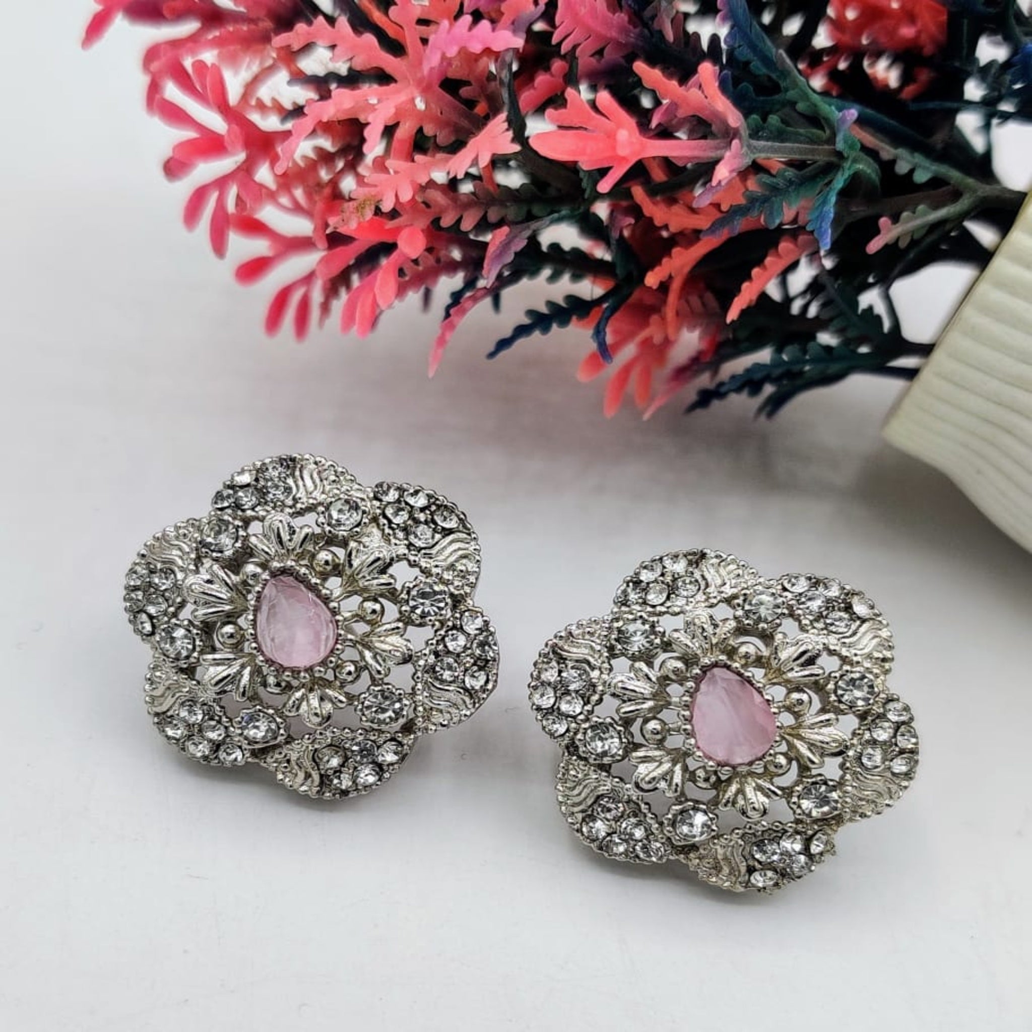 Silver Flower Style Tops (FSE100)