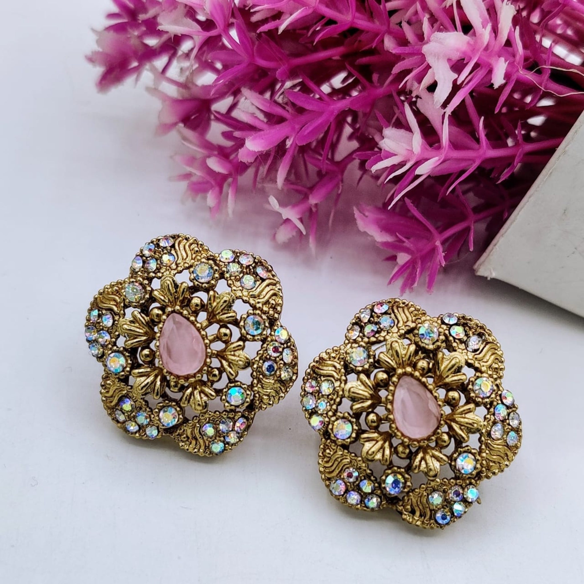 Antique Golden Flourish Tops (FSE101)