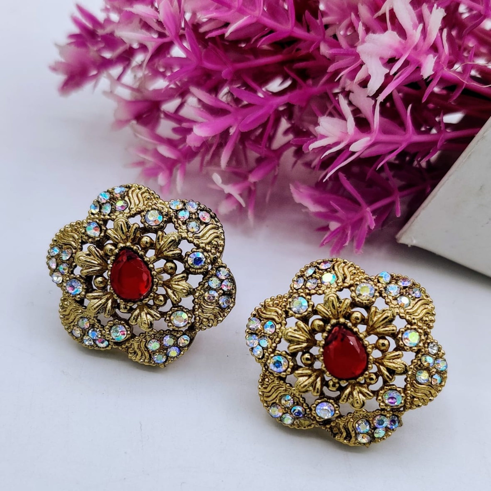 Antique Golden Flourish Tops (FSE101)