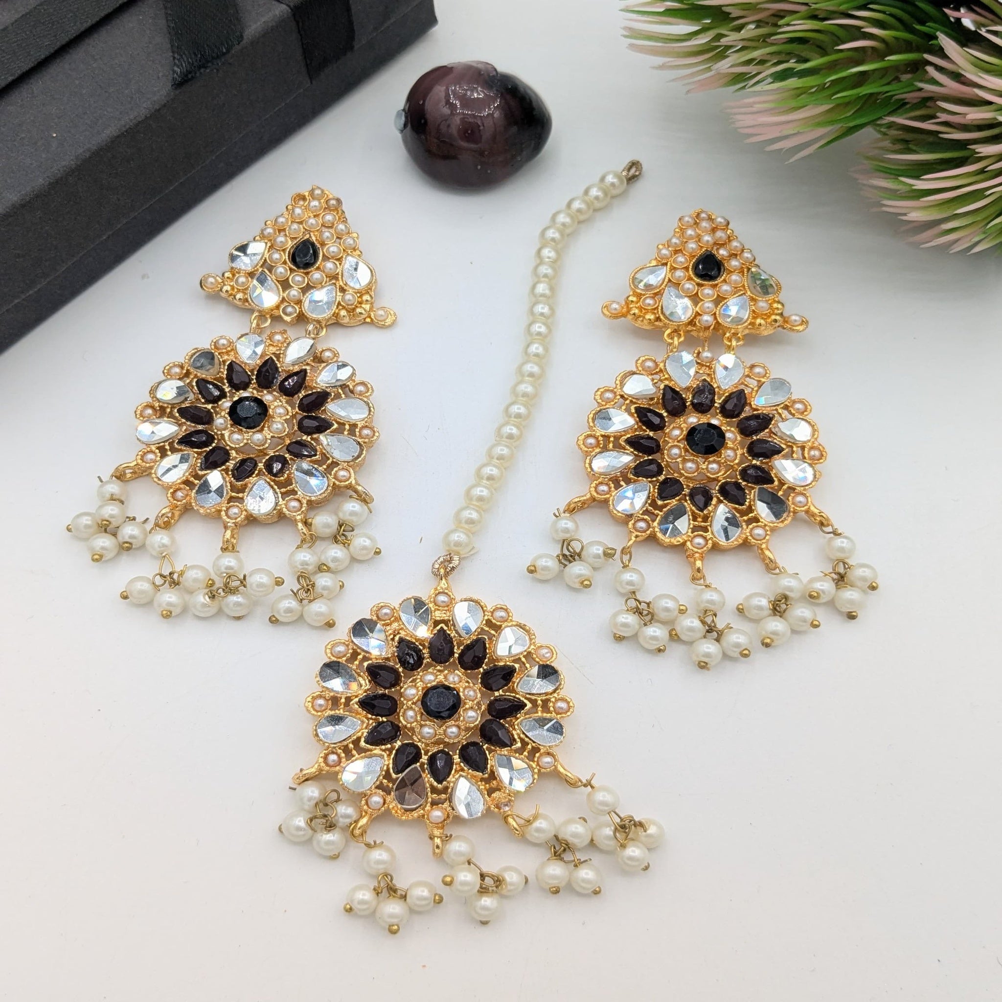 Sheesha Kundan Binida Set