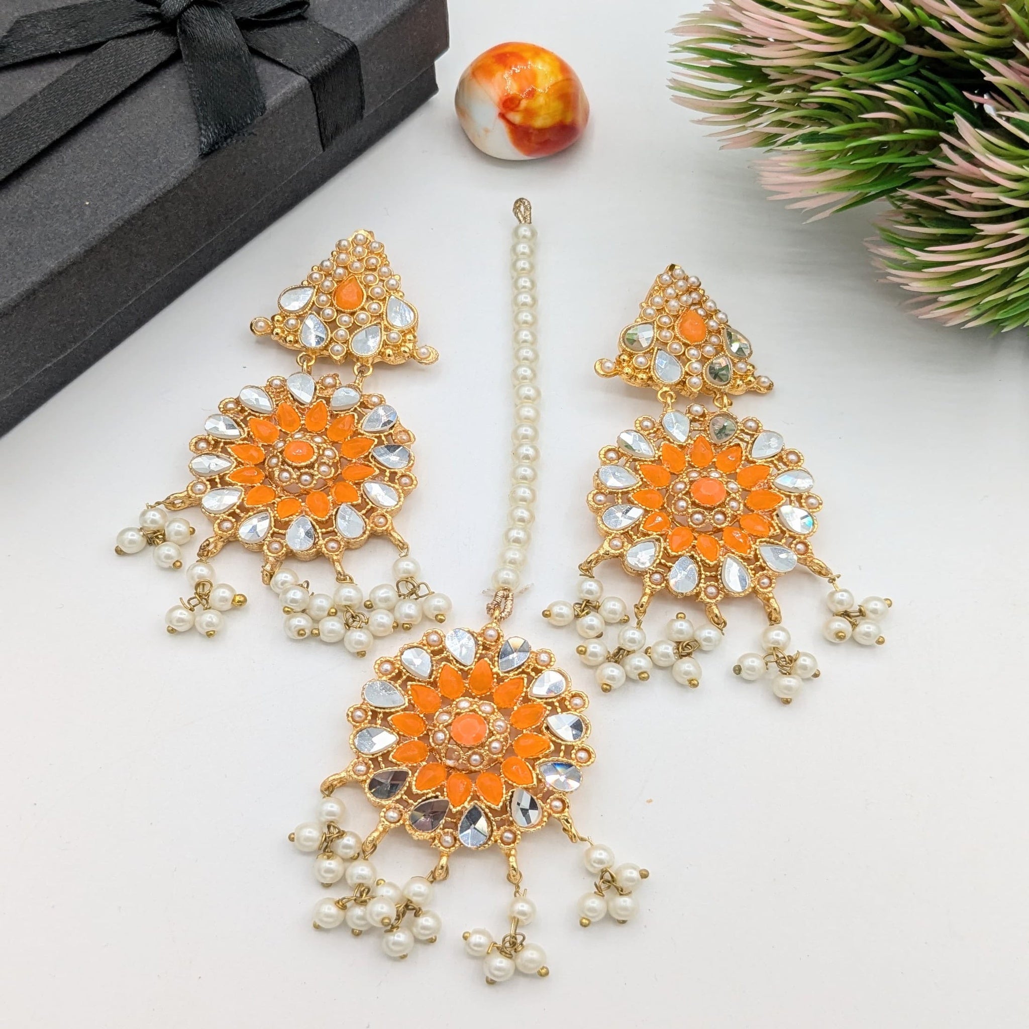 Sheesha Kundan Binida Set