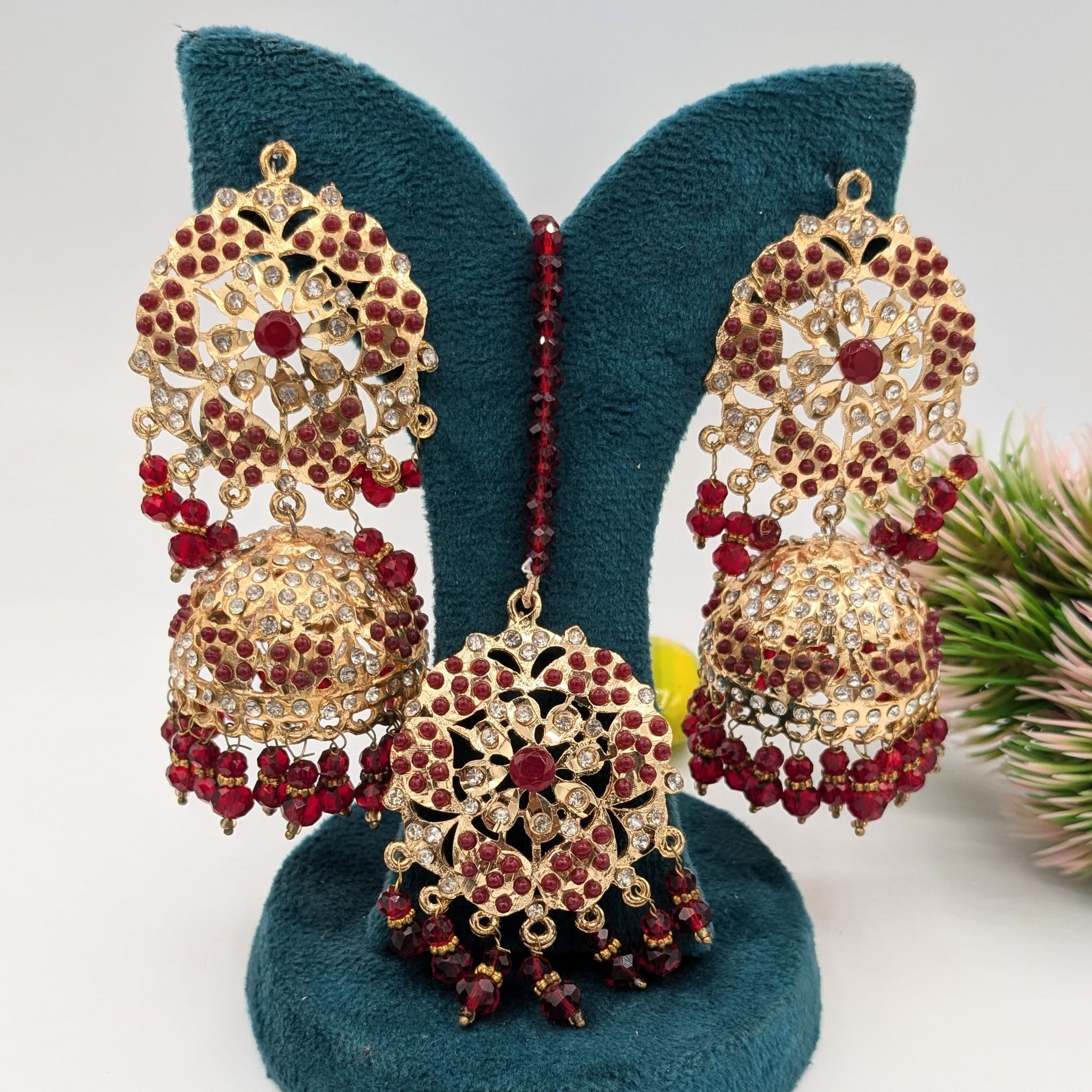 Jhumka and Bindia Set