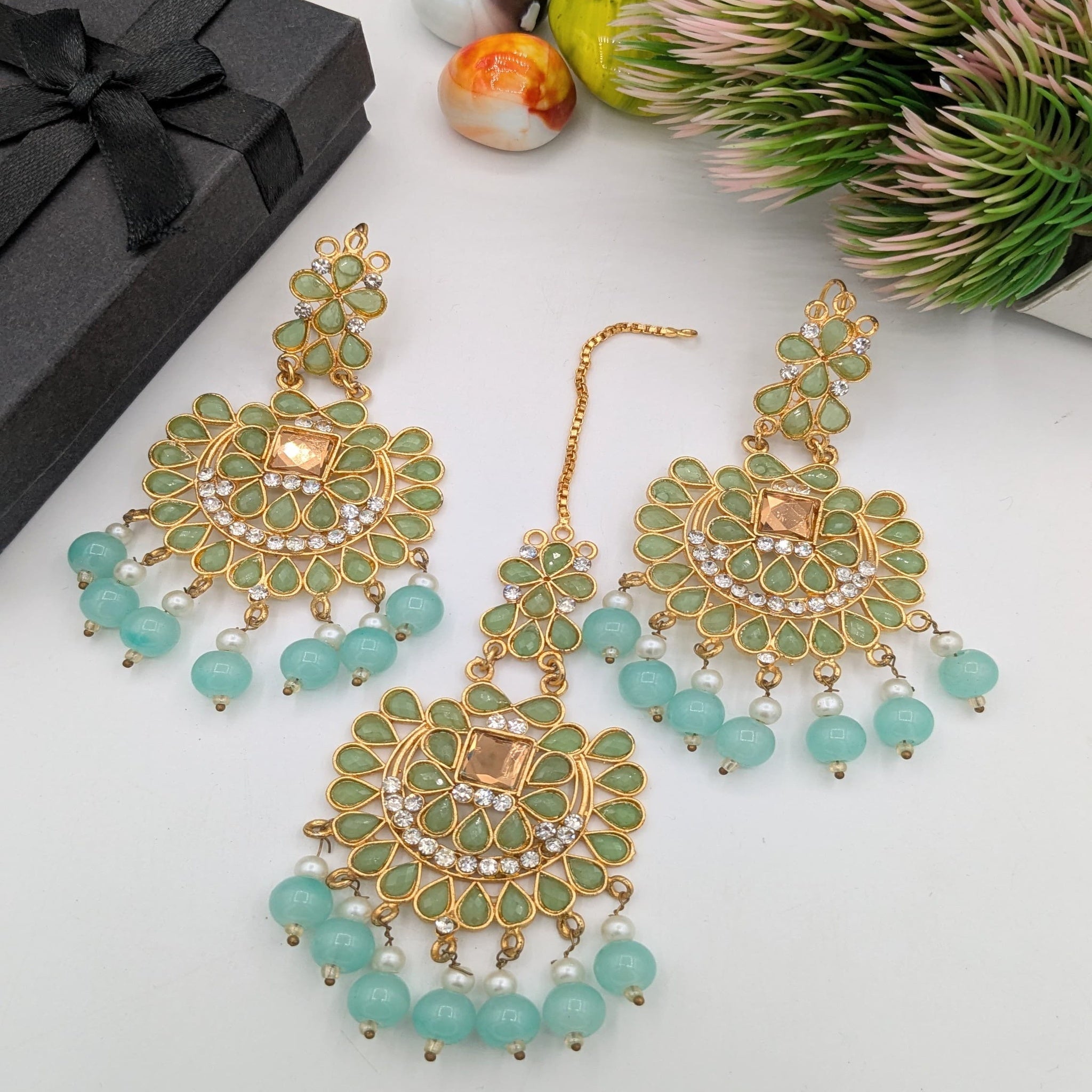 Elegant Bindia Set
