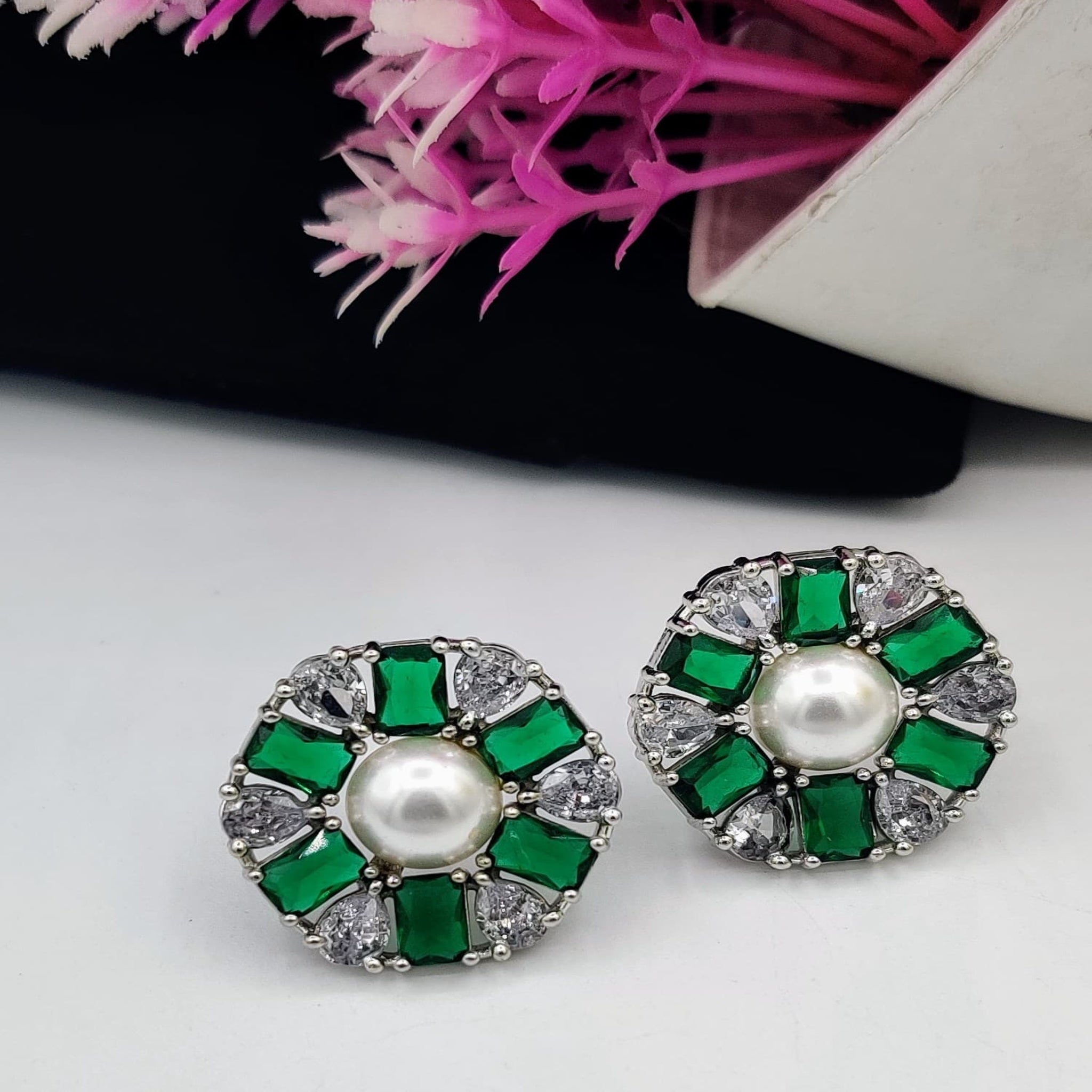 Elegant Silver Studs (FSE114)