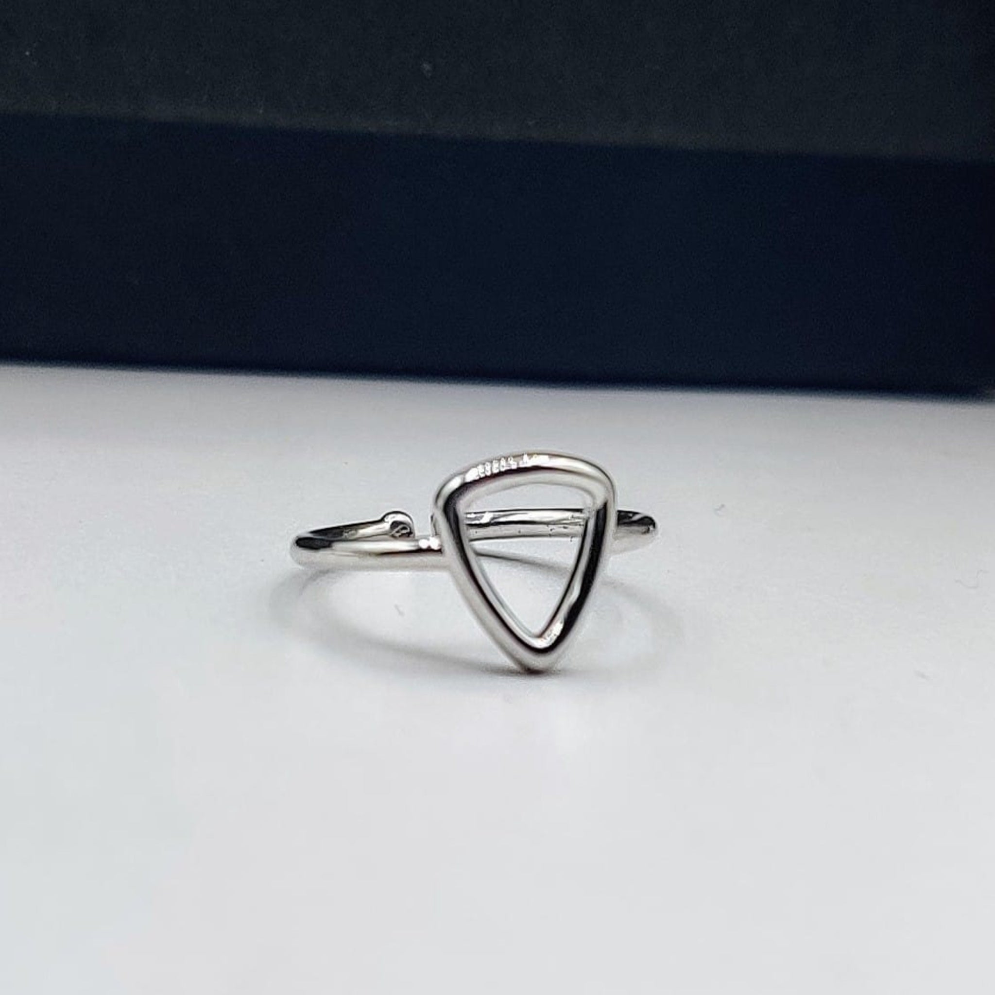 Shinny Bold Silver Ring (FSR97)