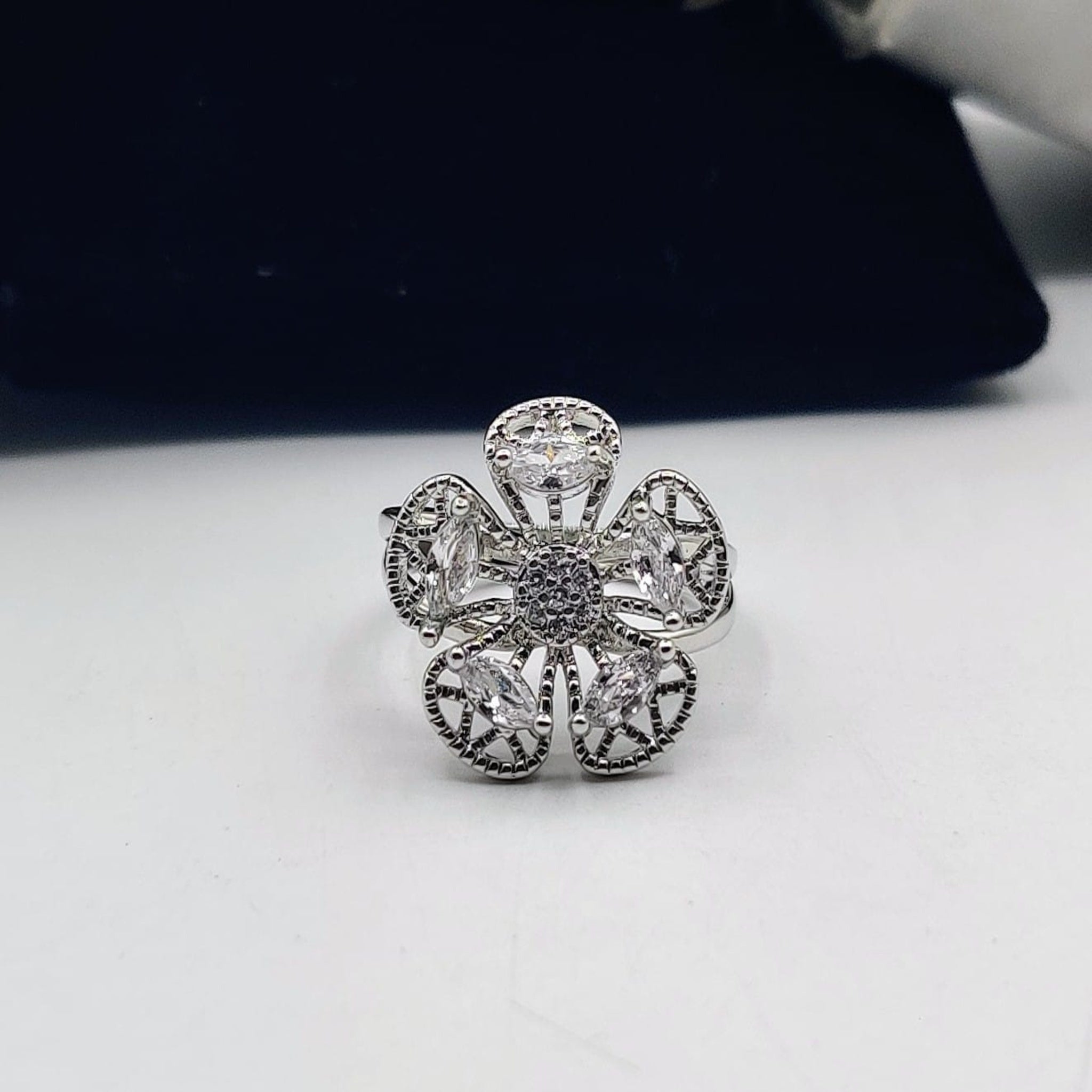 Silver Flower Style Ring – Elegant Shine (FSR103)