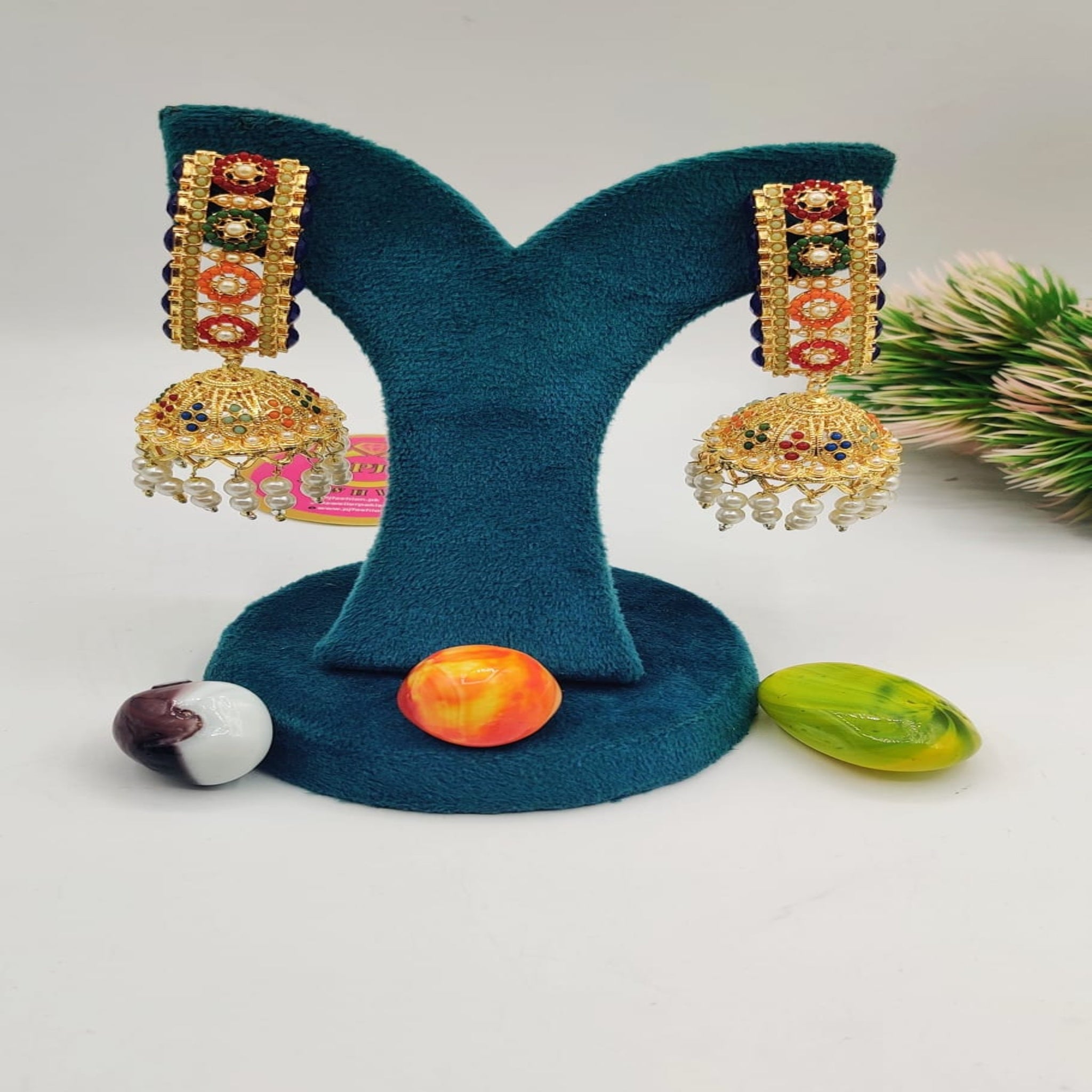 Radiant 9 Ratan Elegant Kundan Jhumka (FSE119)