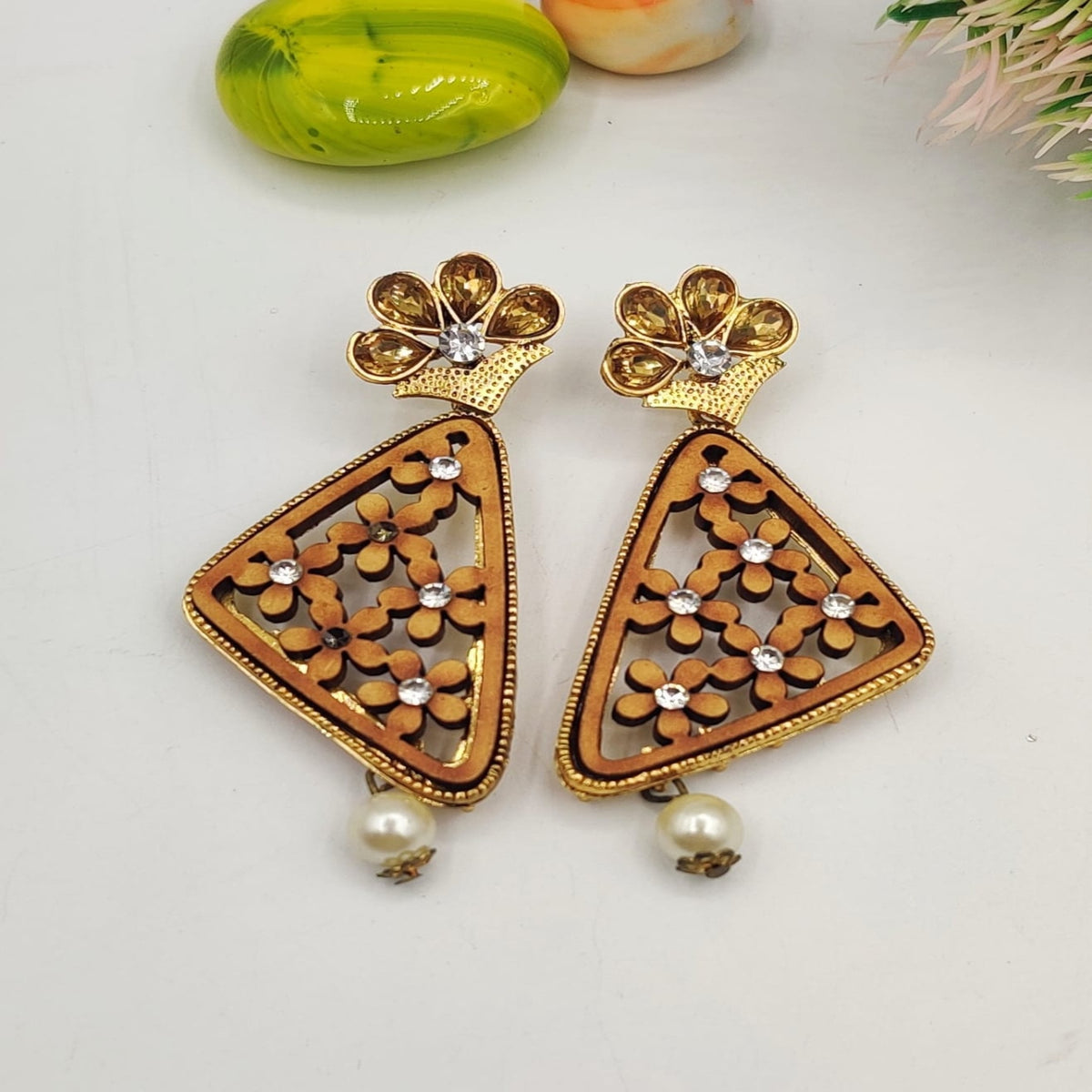Elegant Brown Fancy Stonish Ear Rings (FSE127)