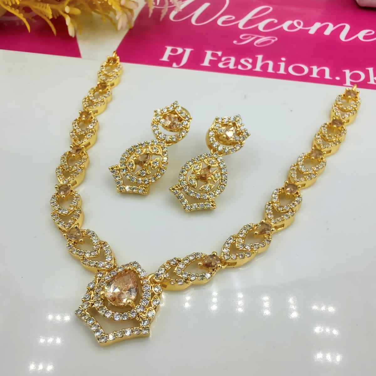 Golden AD Necklace Set (FDN118)