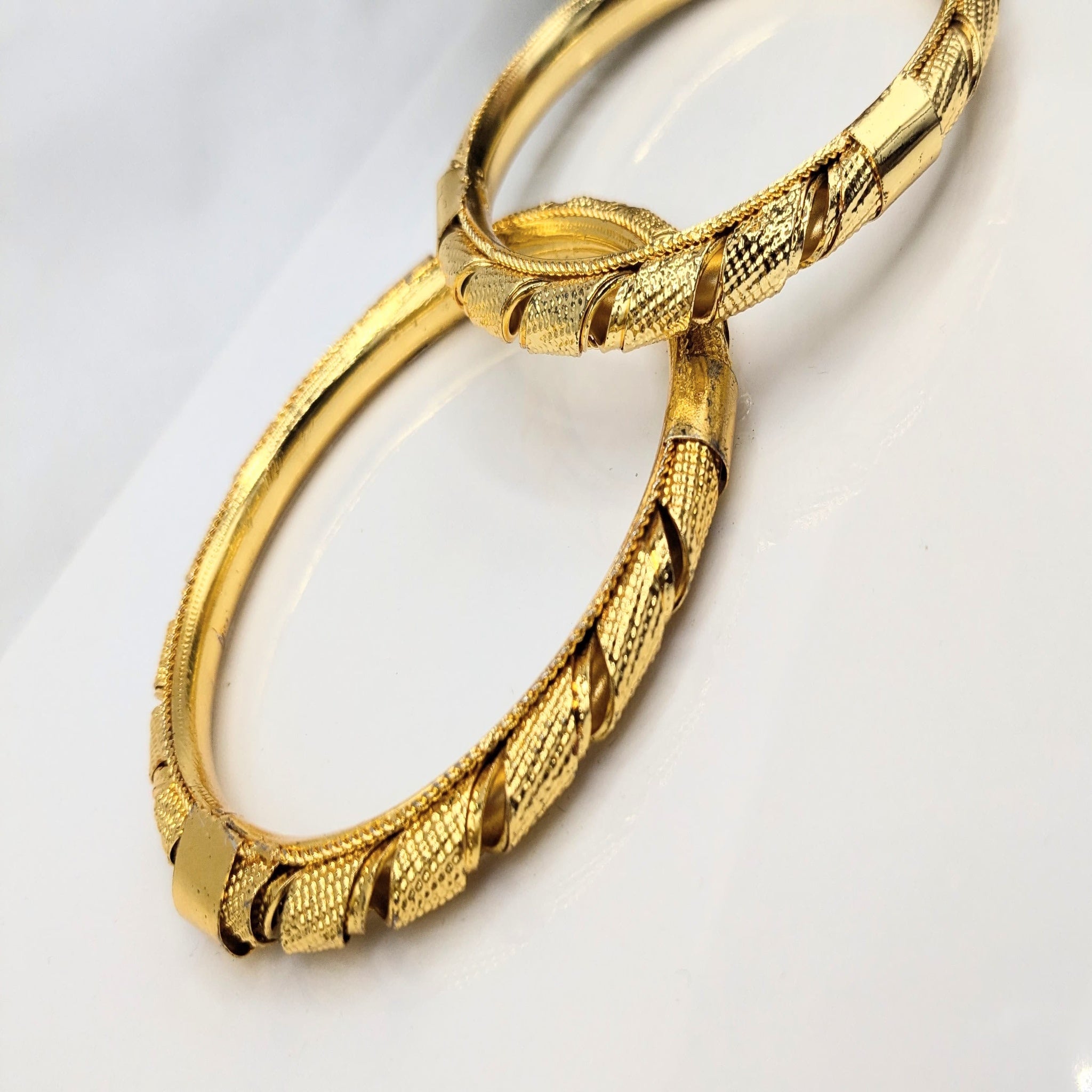 Elegant Gold Plated Bangles – Decent Design (FSB75)