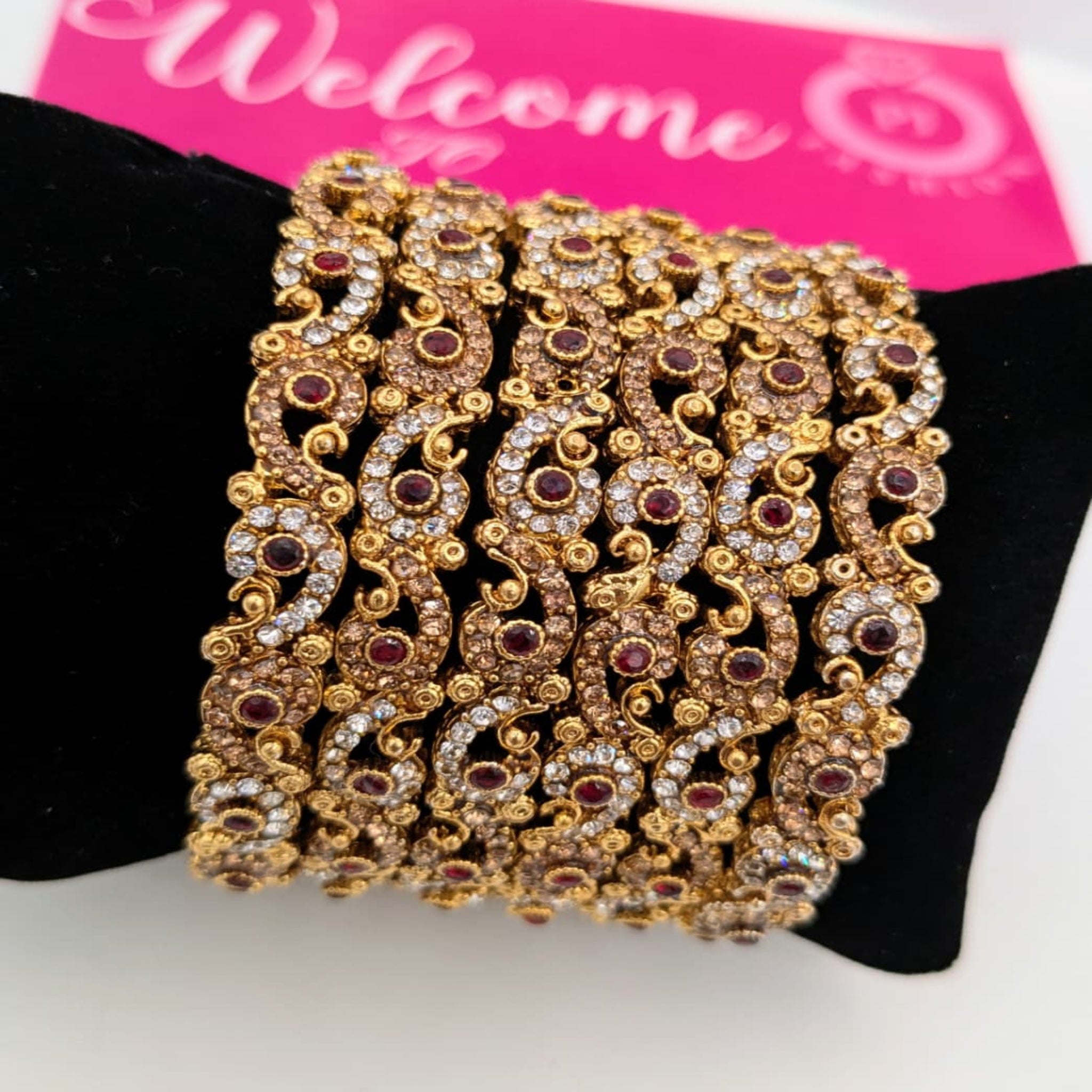 Kundan Stonish Elegant Bangles (FSB75)