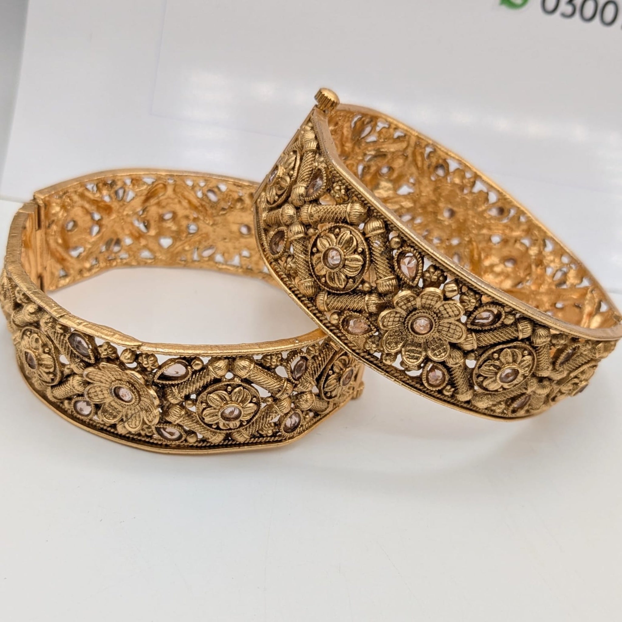 Beautiful Antique Rajwari Kara 2 Pc (FSKB130)