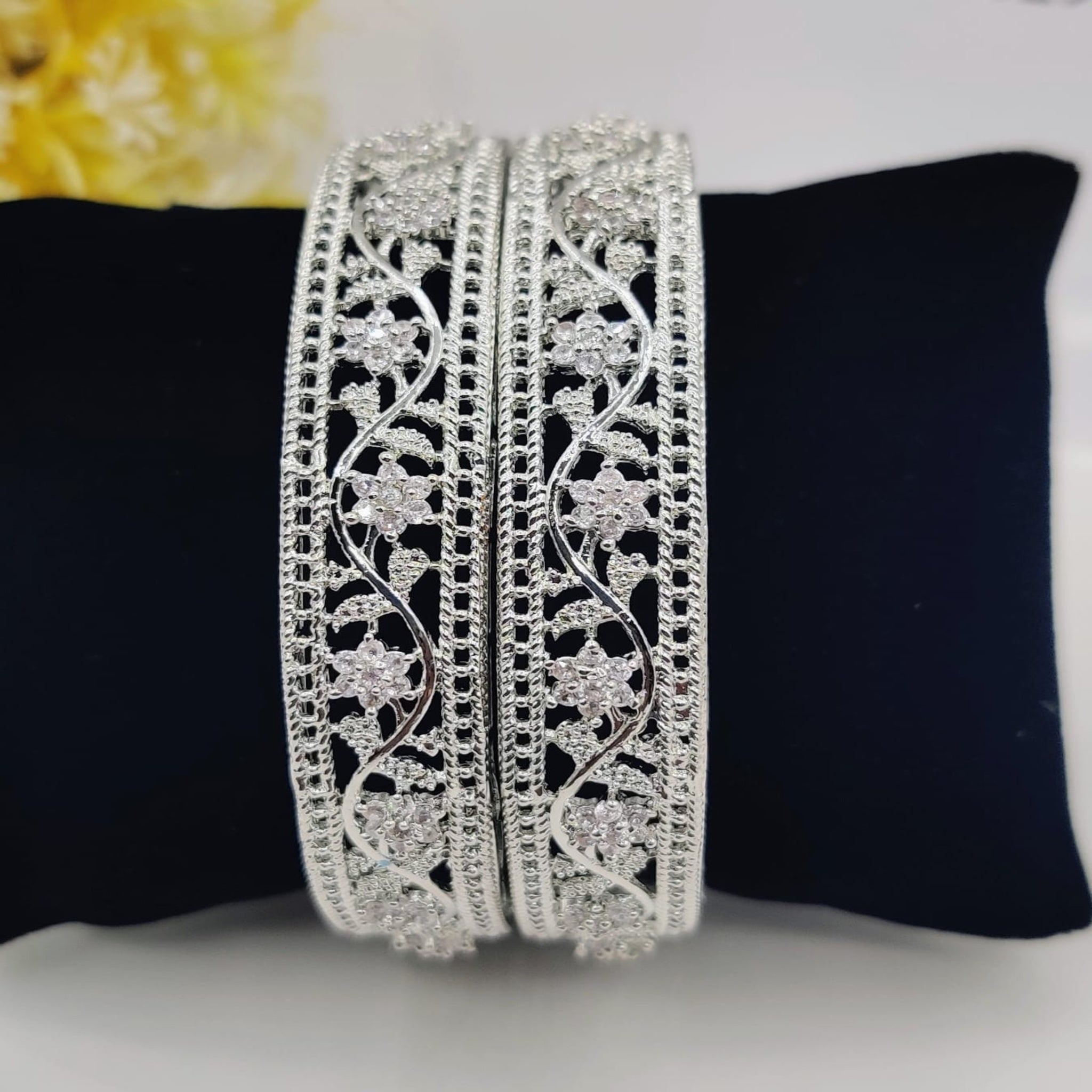 2 Pc Karrat Kara (FSAB74)