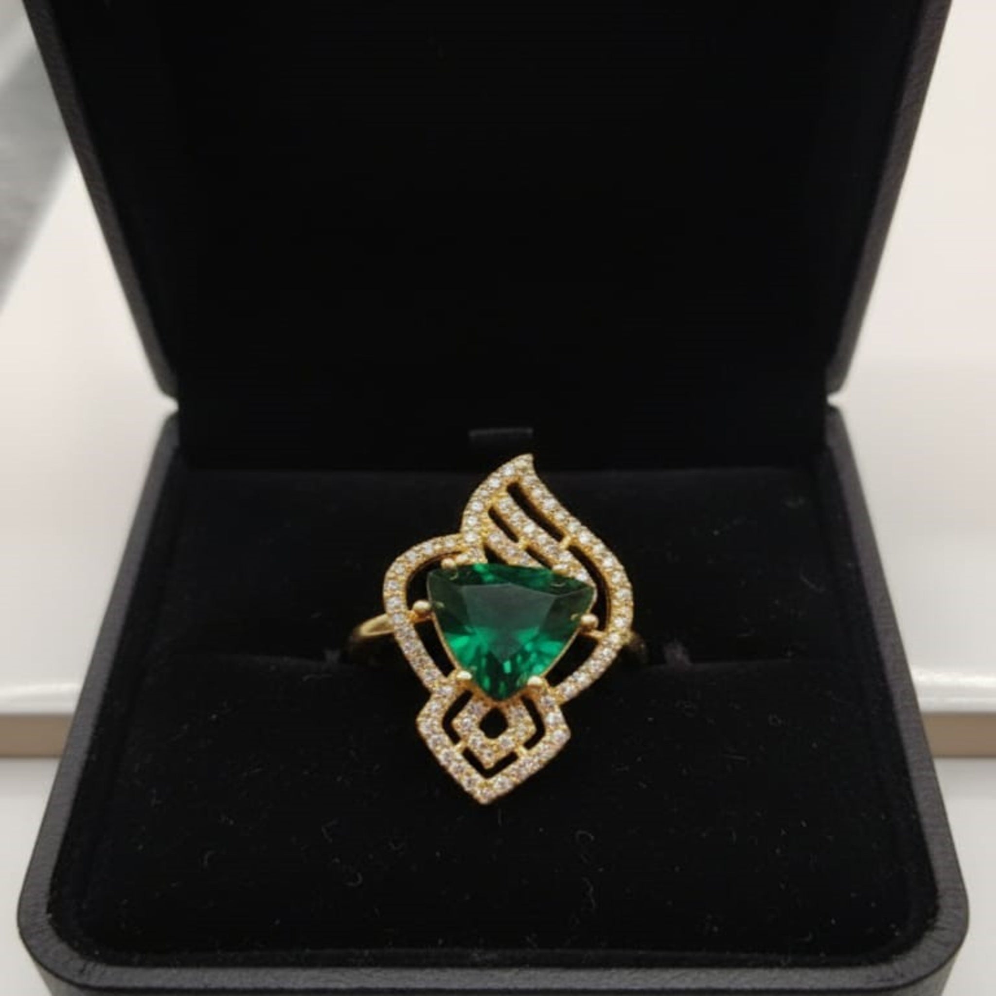 Beautiful AD Zircon Ring (FSR139)